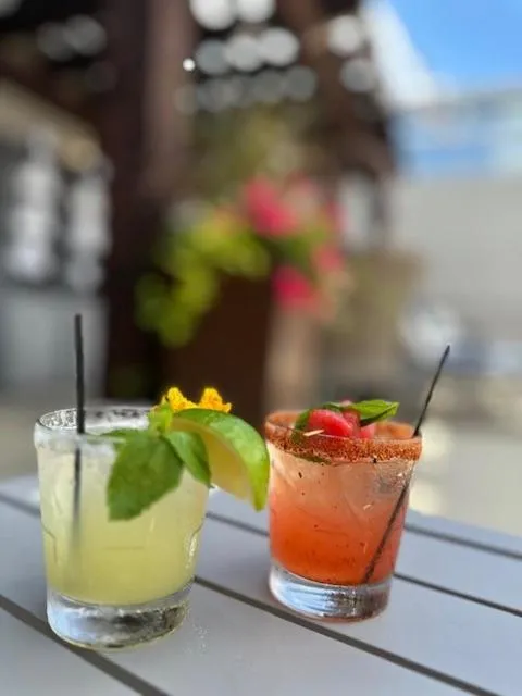 Restaurant/places to eat in Hilton Dallas-Park Cities