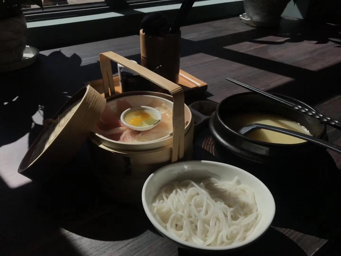 Restaurant/places to eat in Moon and Chalice Boutique Hotel