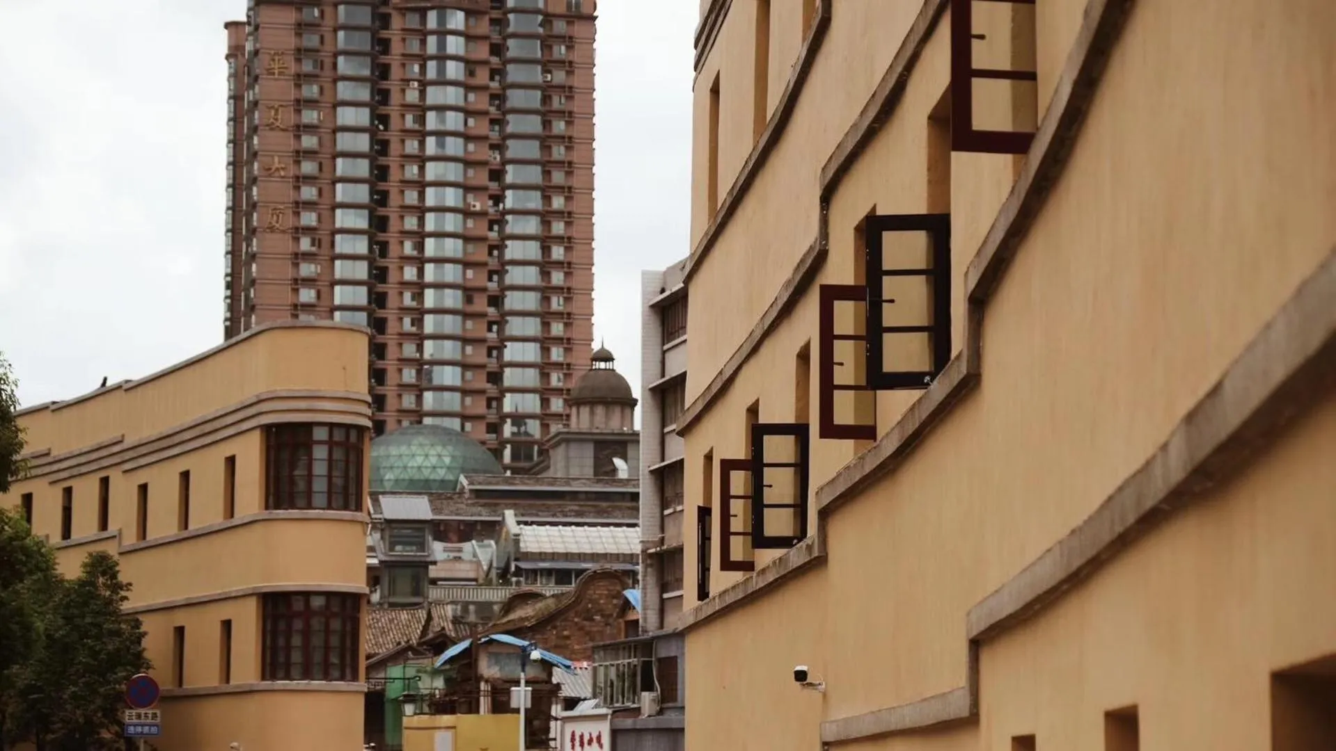 Moon and Chalice Boutique Hotel