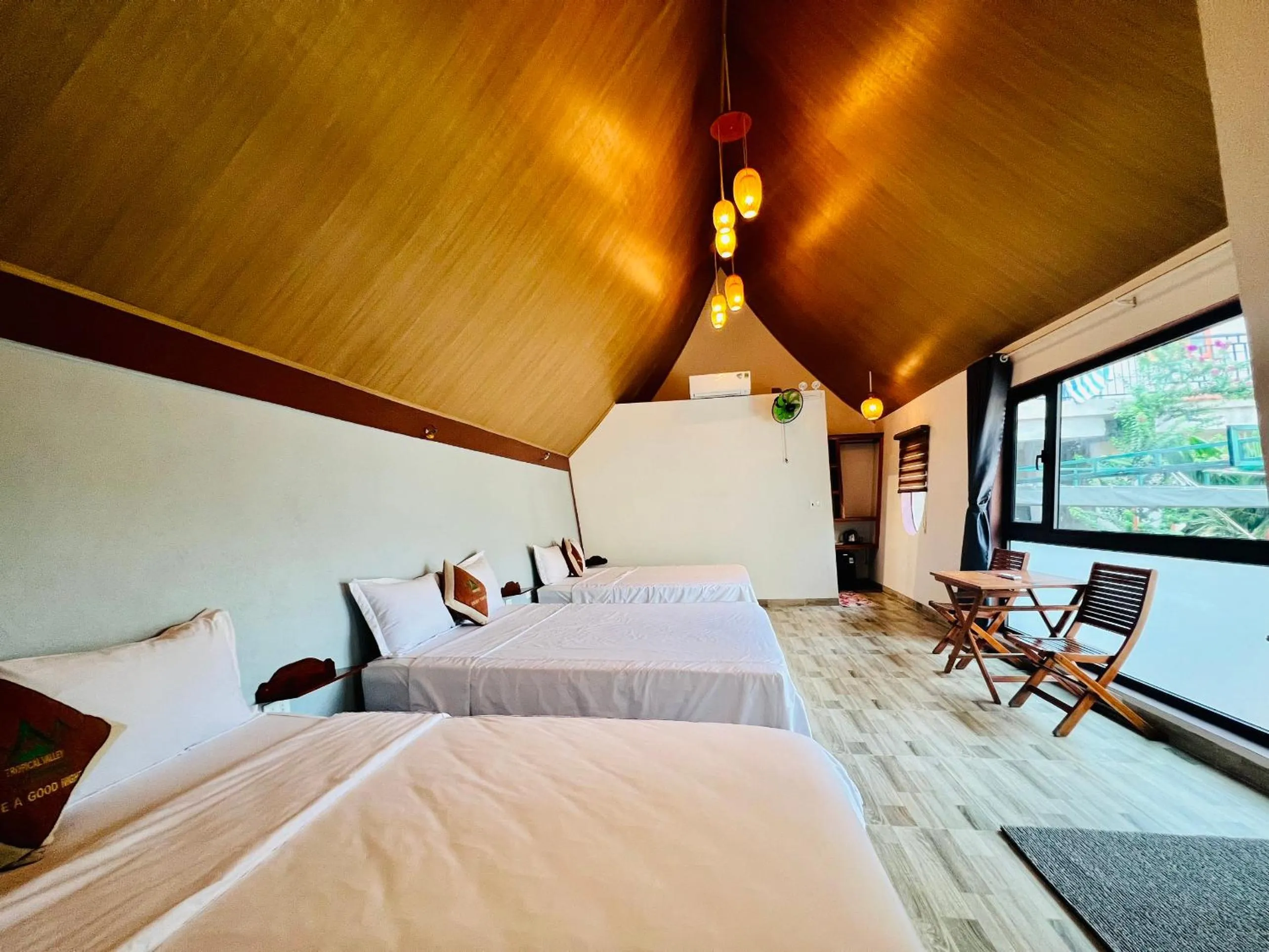 Bed in Tropical Valley Homestay - Villas