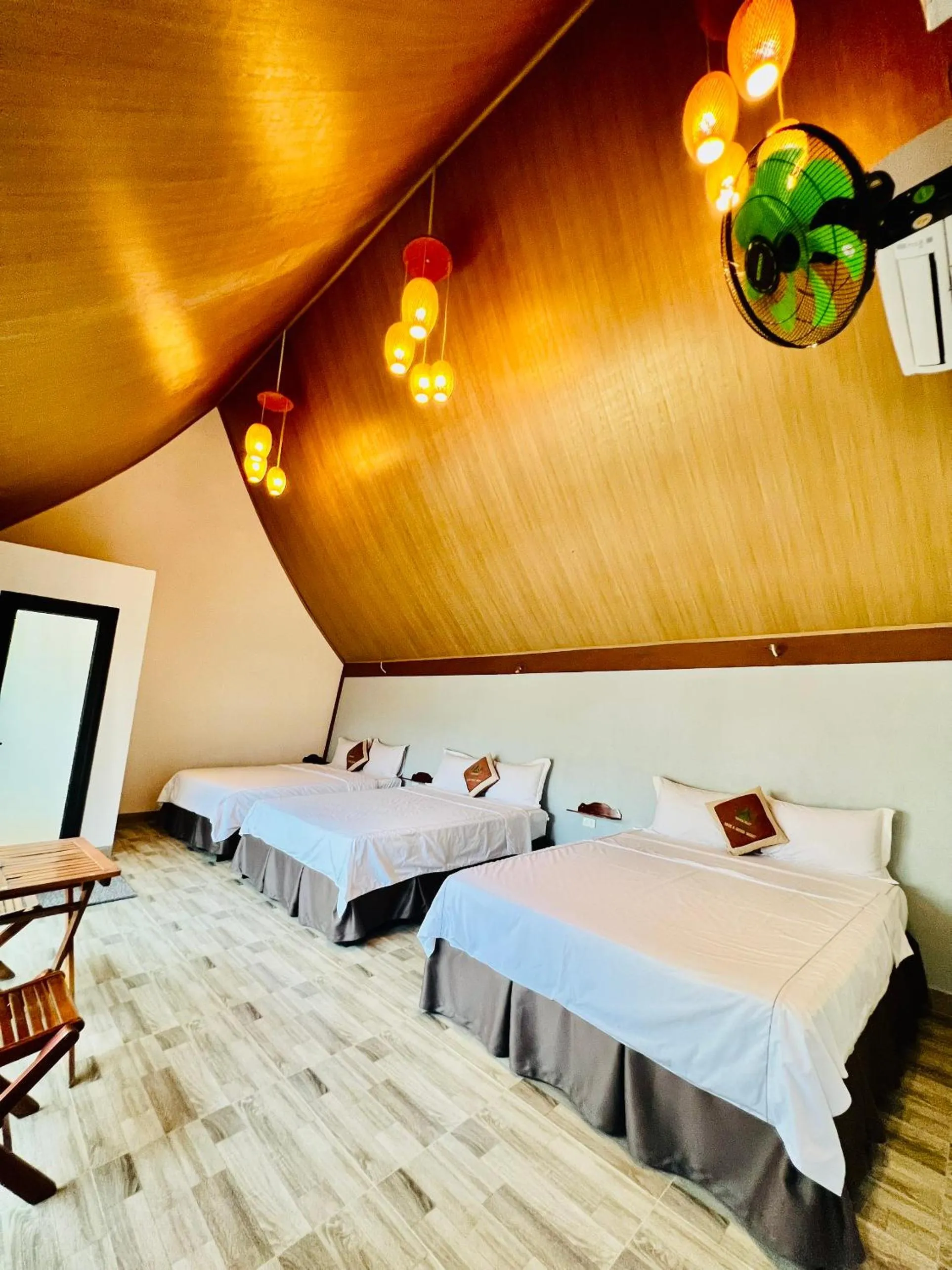 Bed in Tropical Valley Homestay - Villas