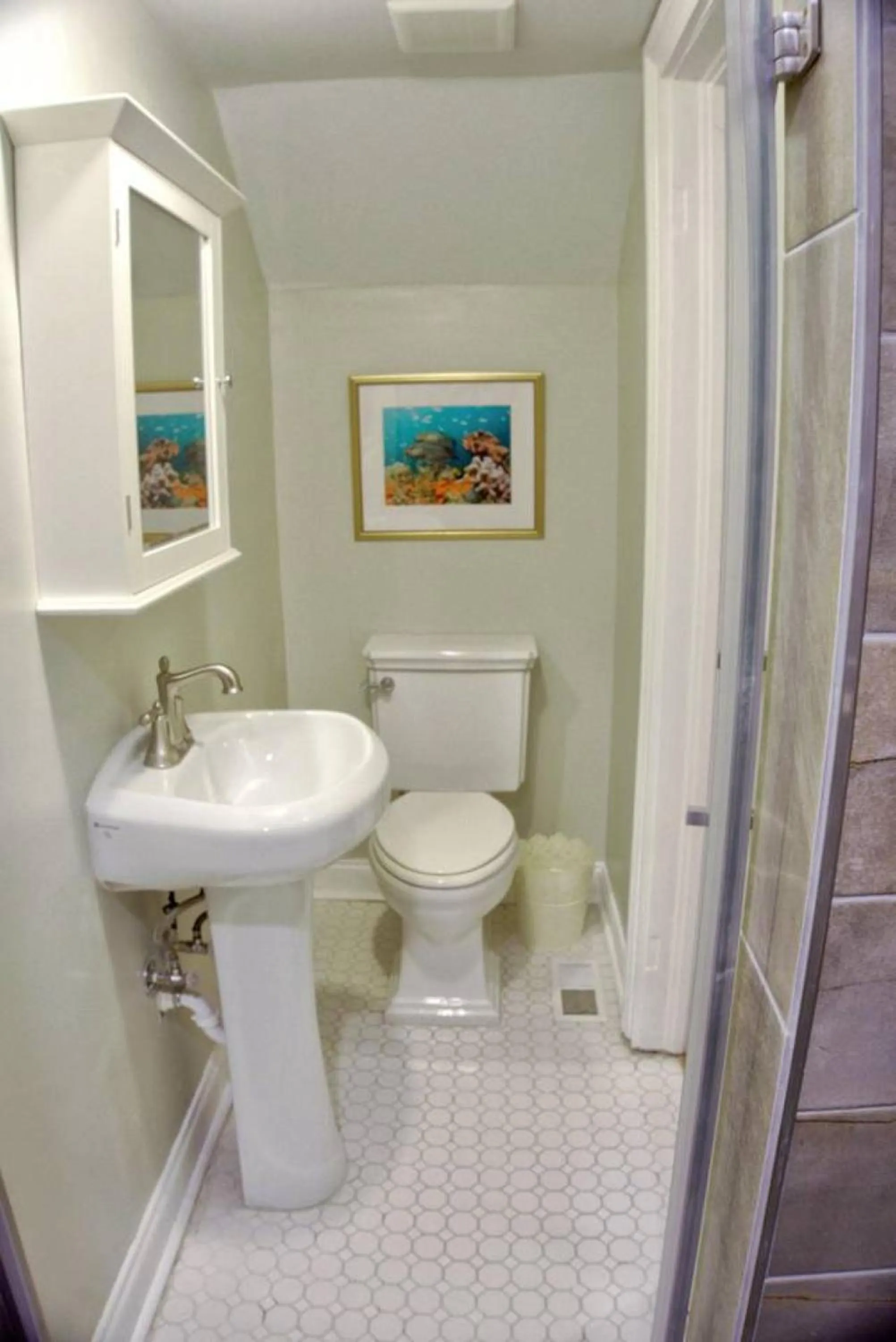 Bedroom in Beautiful 6 Bed, 5 Bath Historic Savannah Home