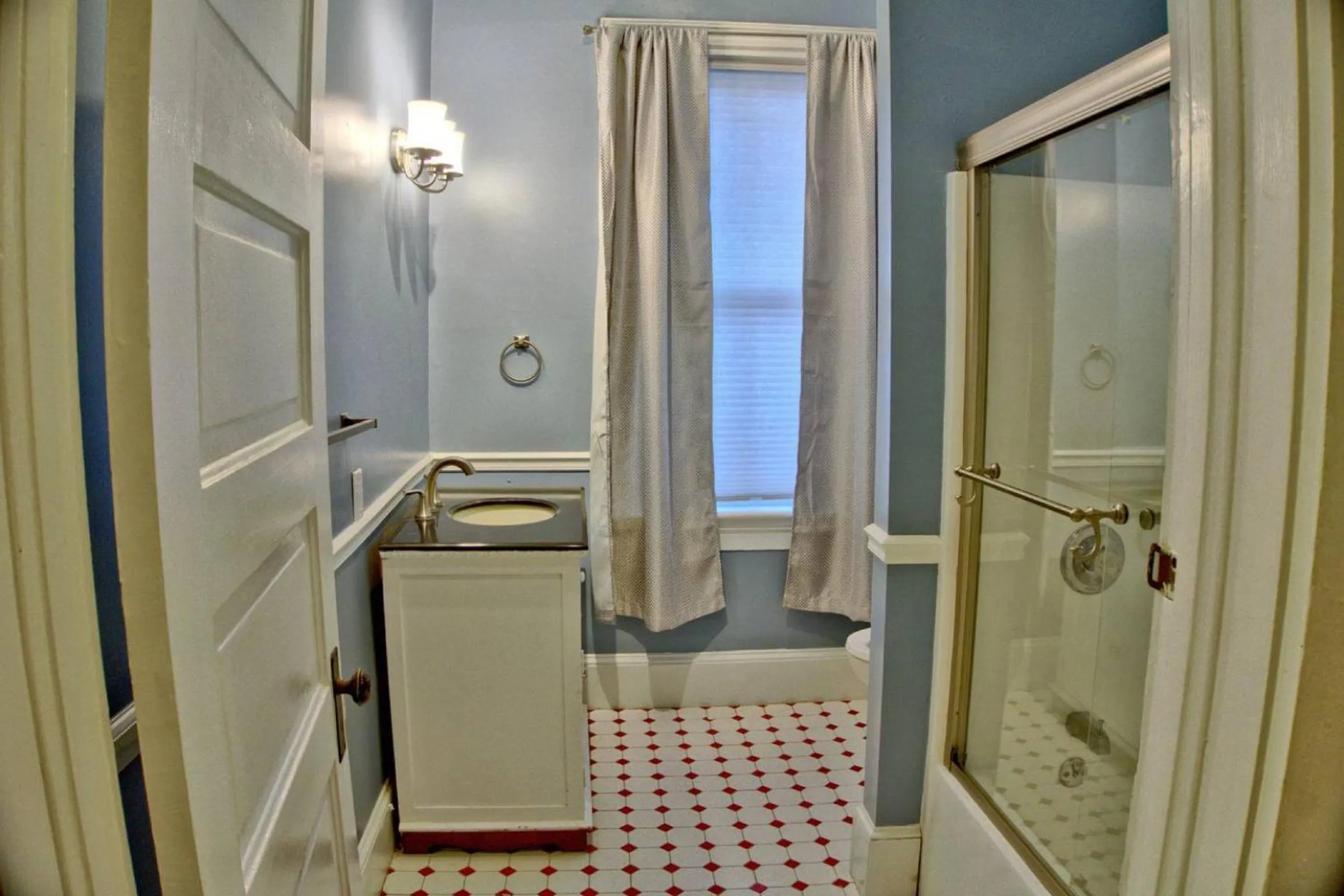 Bathroom in Beautiful 6 Bed, 5 Bath Historic Savannah Home