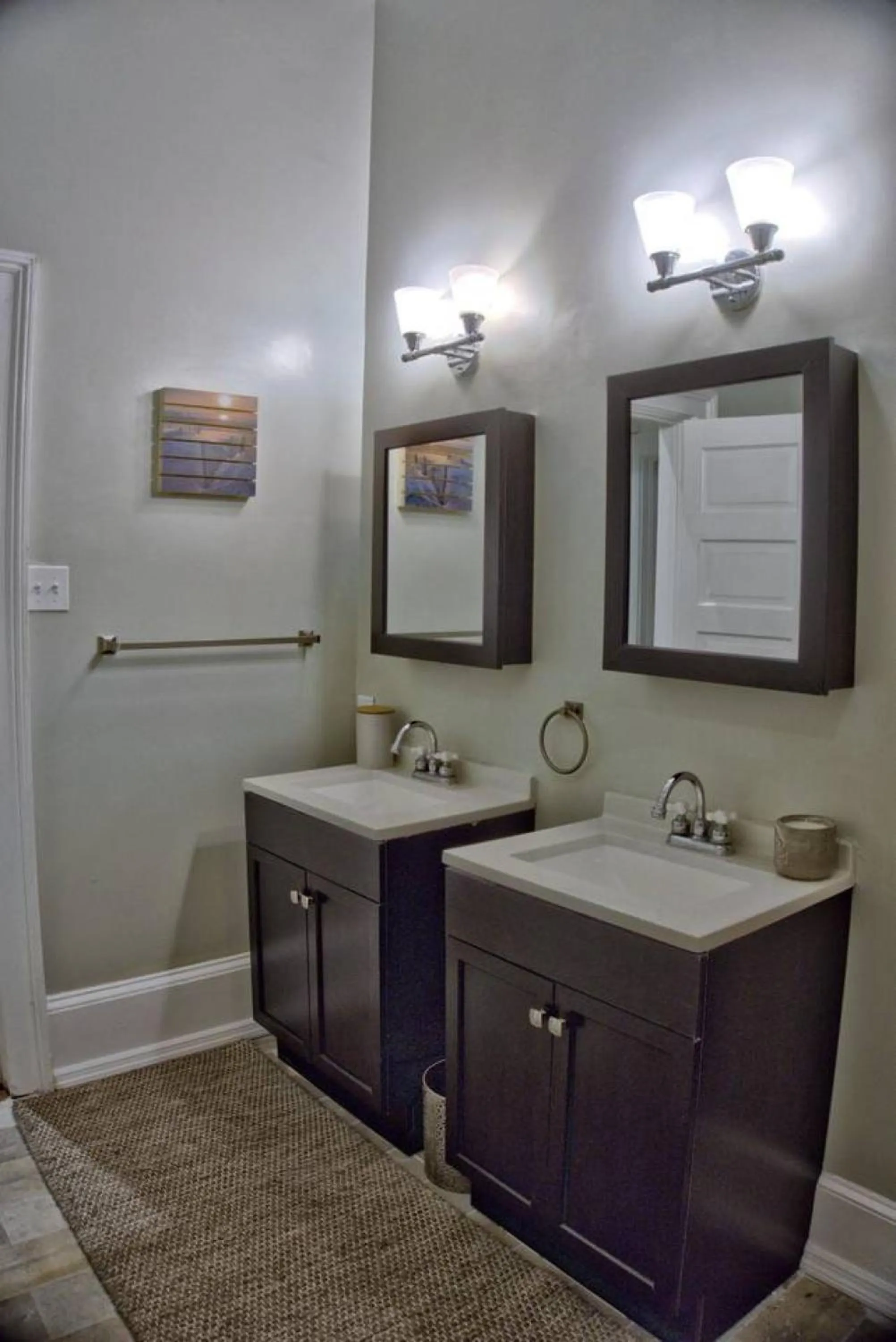 Bedroom in Beautiful 6 Bed, 5 Bath Historic Savannah Home