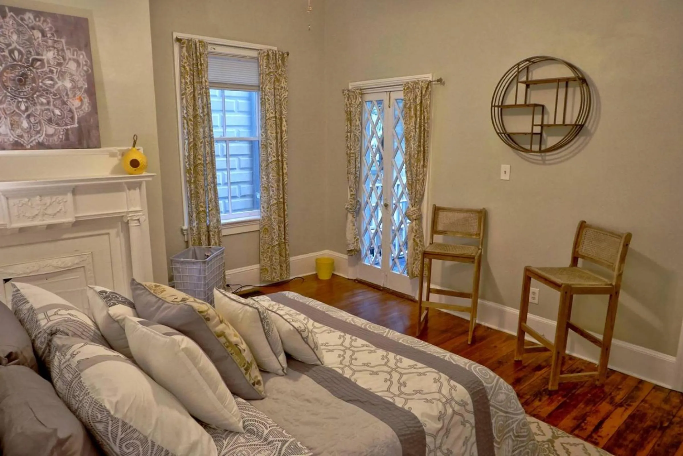 Bedroom in Beautiful 6 Bed, 5 Bath Historic Savannah Home