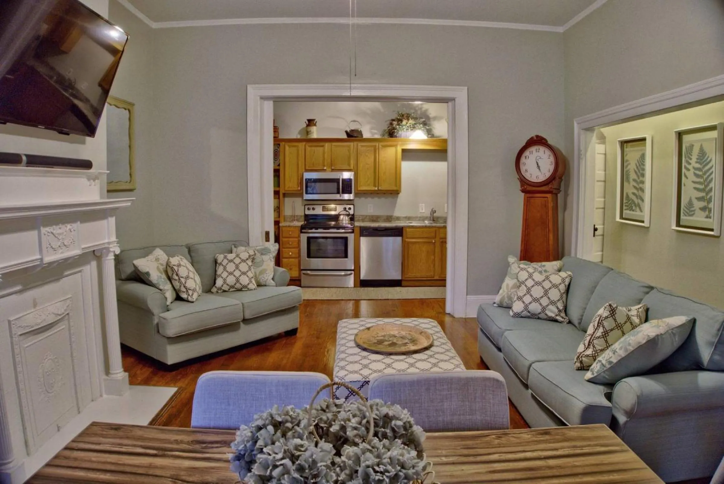 Living room in Beautiful 6 Bed, 5 Bath Historic Savannah Home