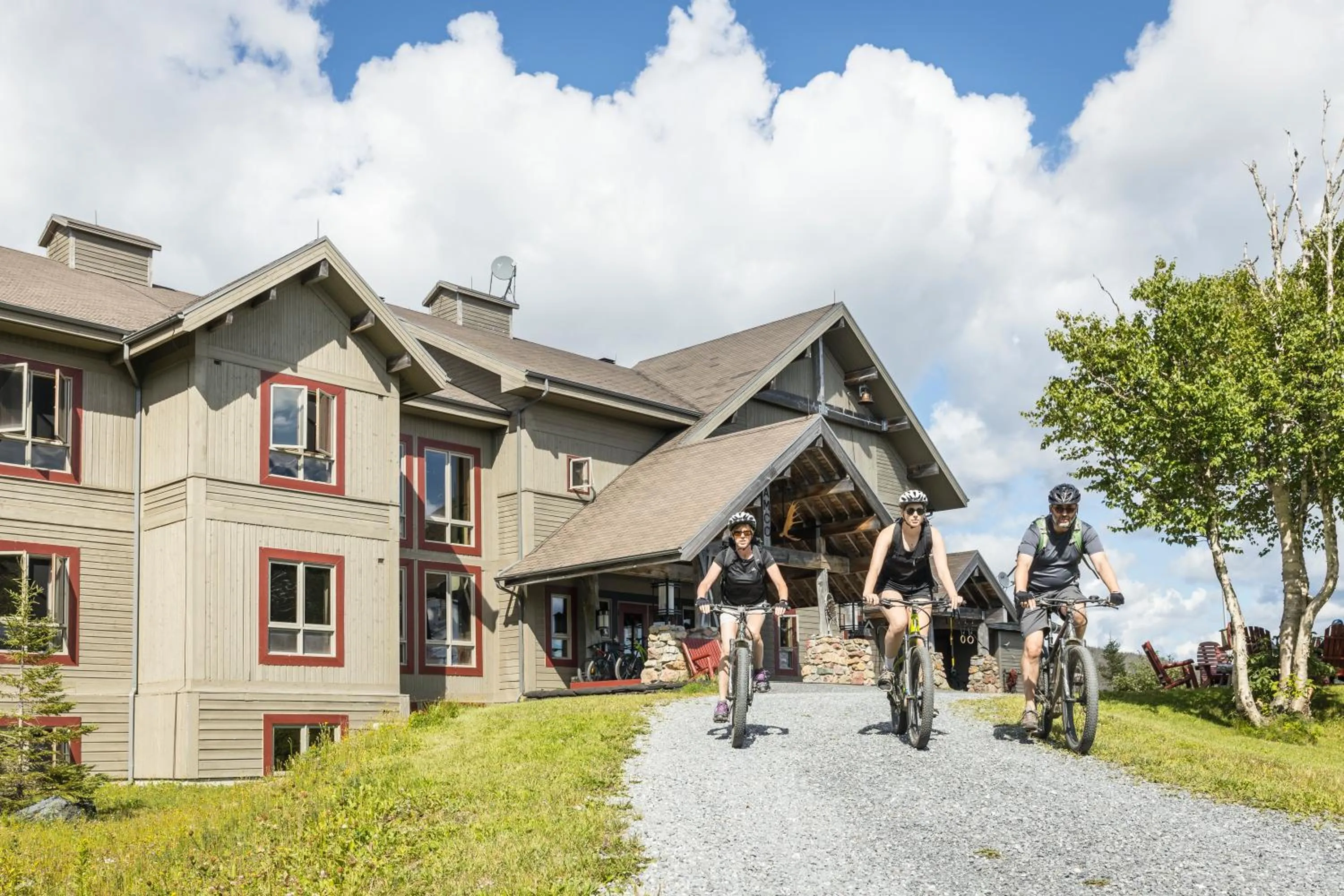 Property building in Auberge de Montagne des Chic-Chocs Mountain Lodge - Sepaq