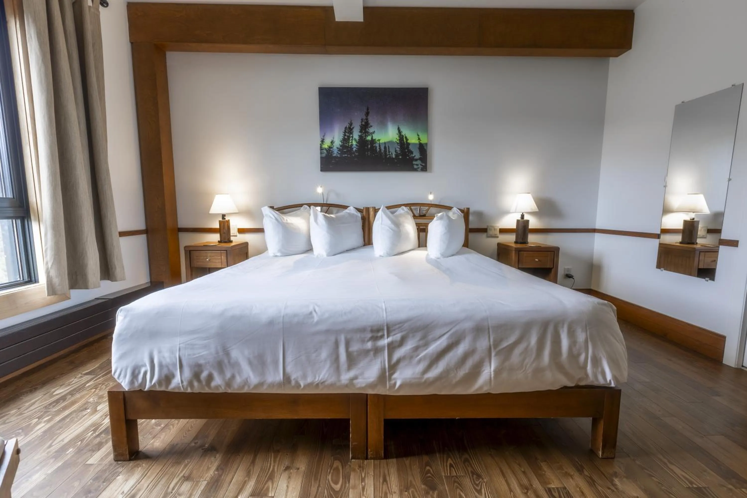 Bed in Auberge de Montagne des Chic-Chocs Mountain Lodge - Sepaq