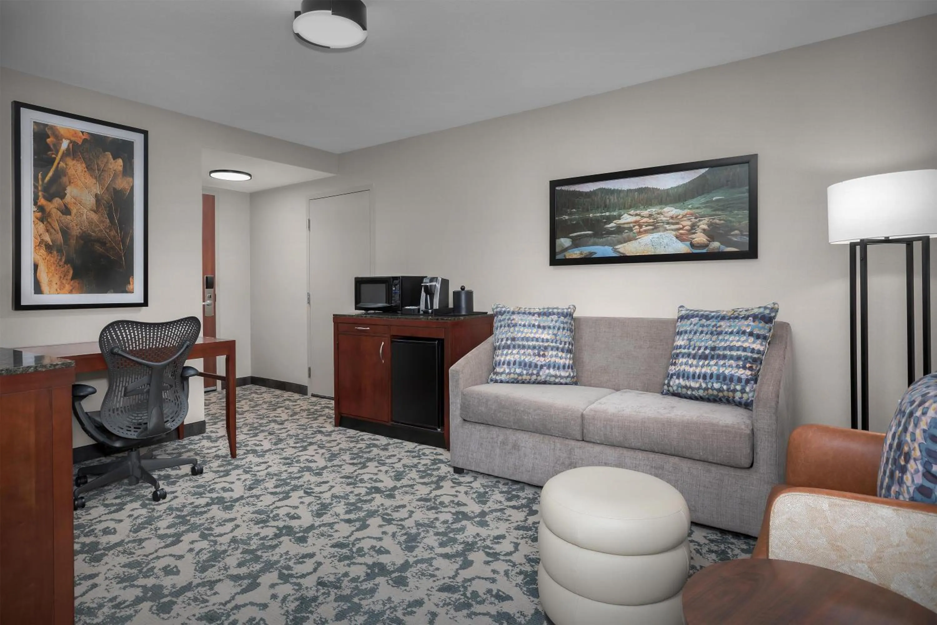 Bedroom in Hilton Garden Inn Denver Downtown