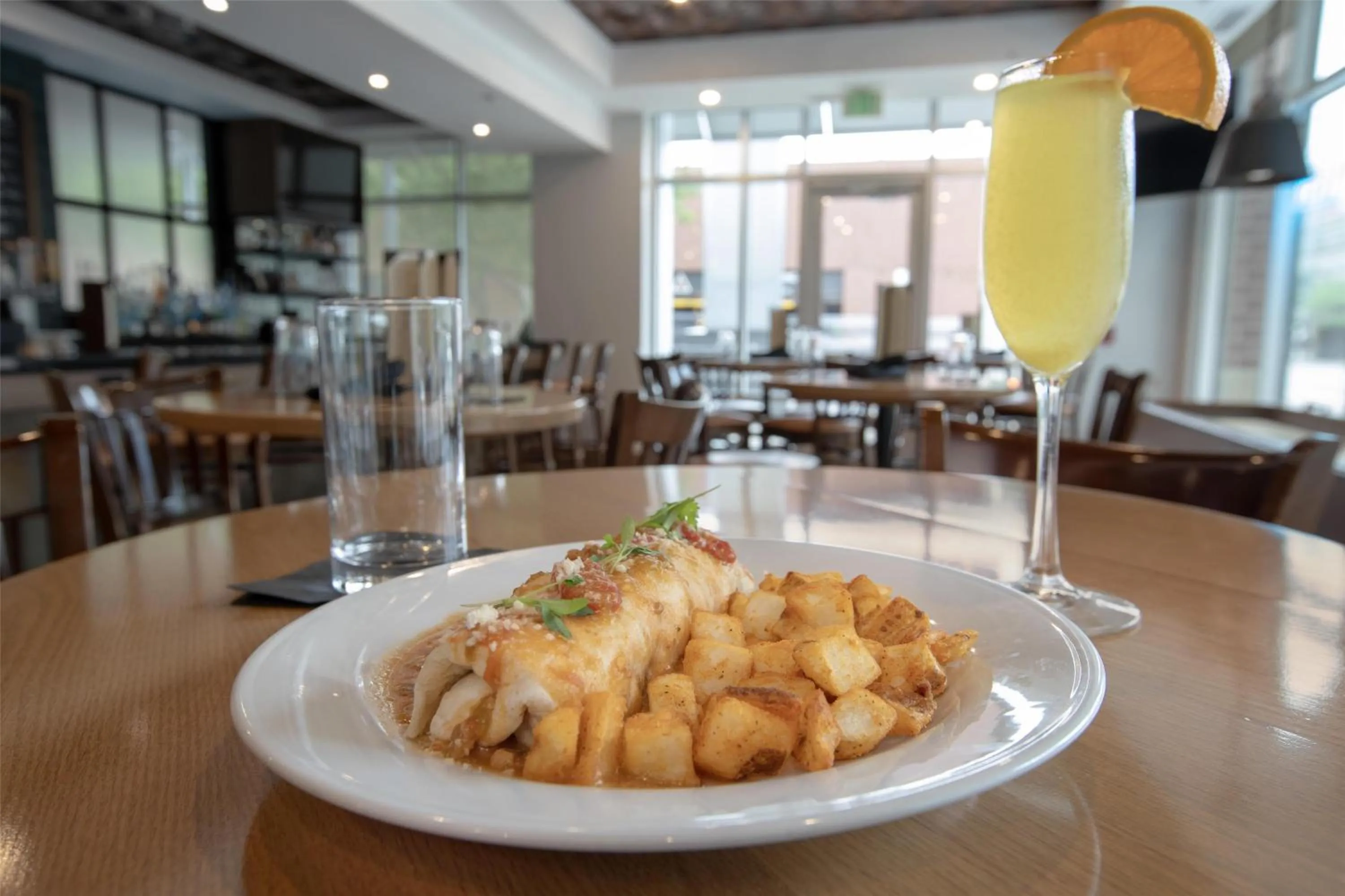 Lounge or bar in Hilton Garden Inn Denver Downtown