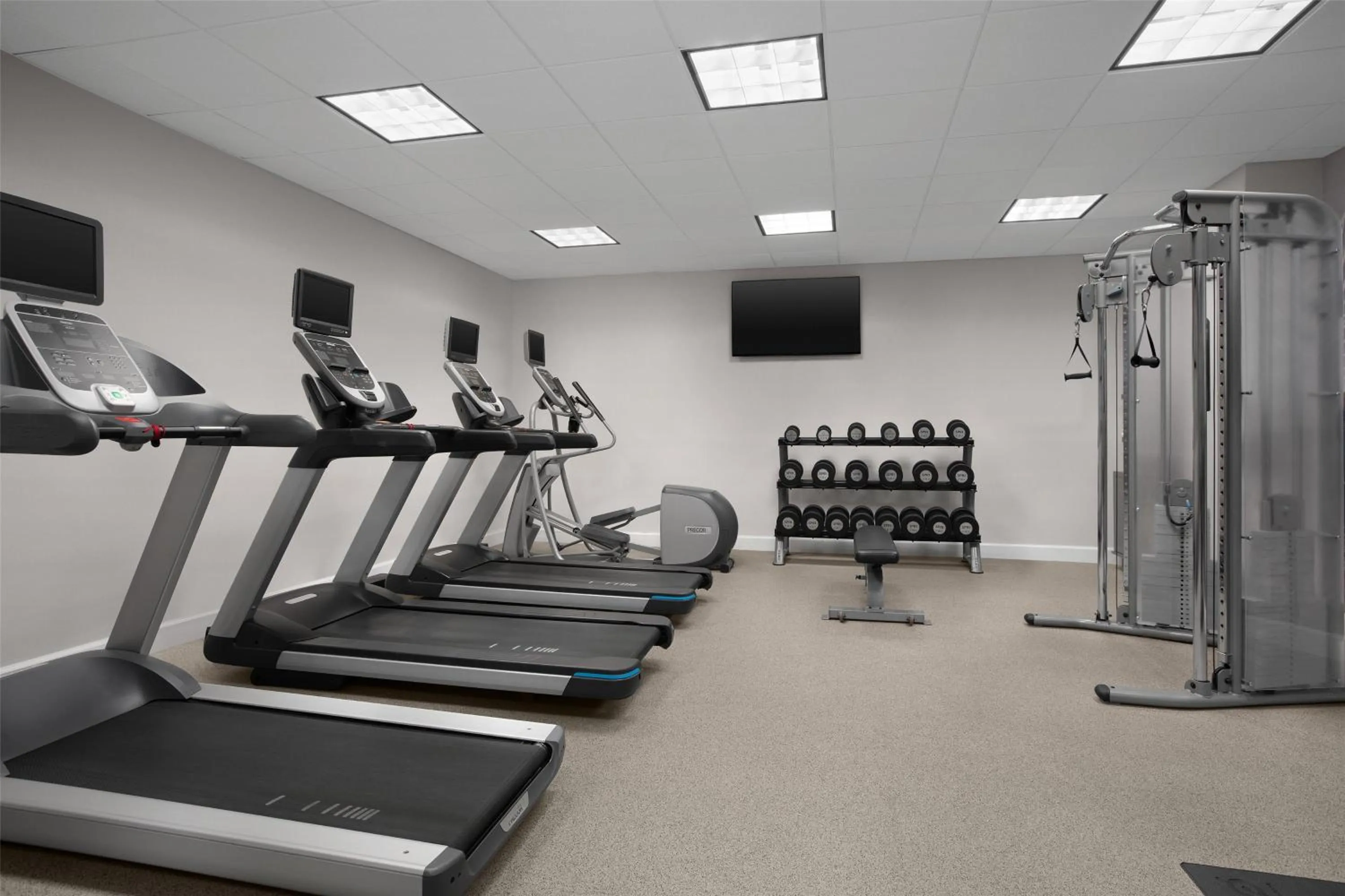 Fitness centre/facilities in Hilton Garden Inn Denver Downtown