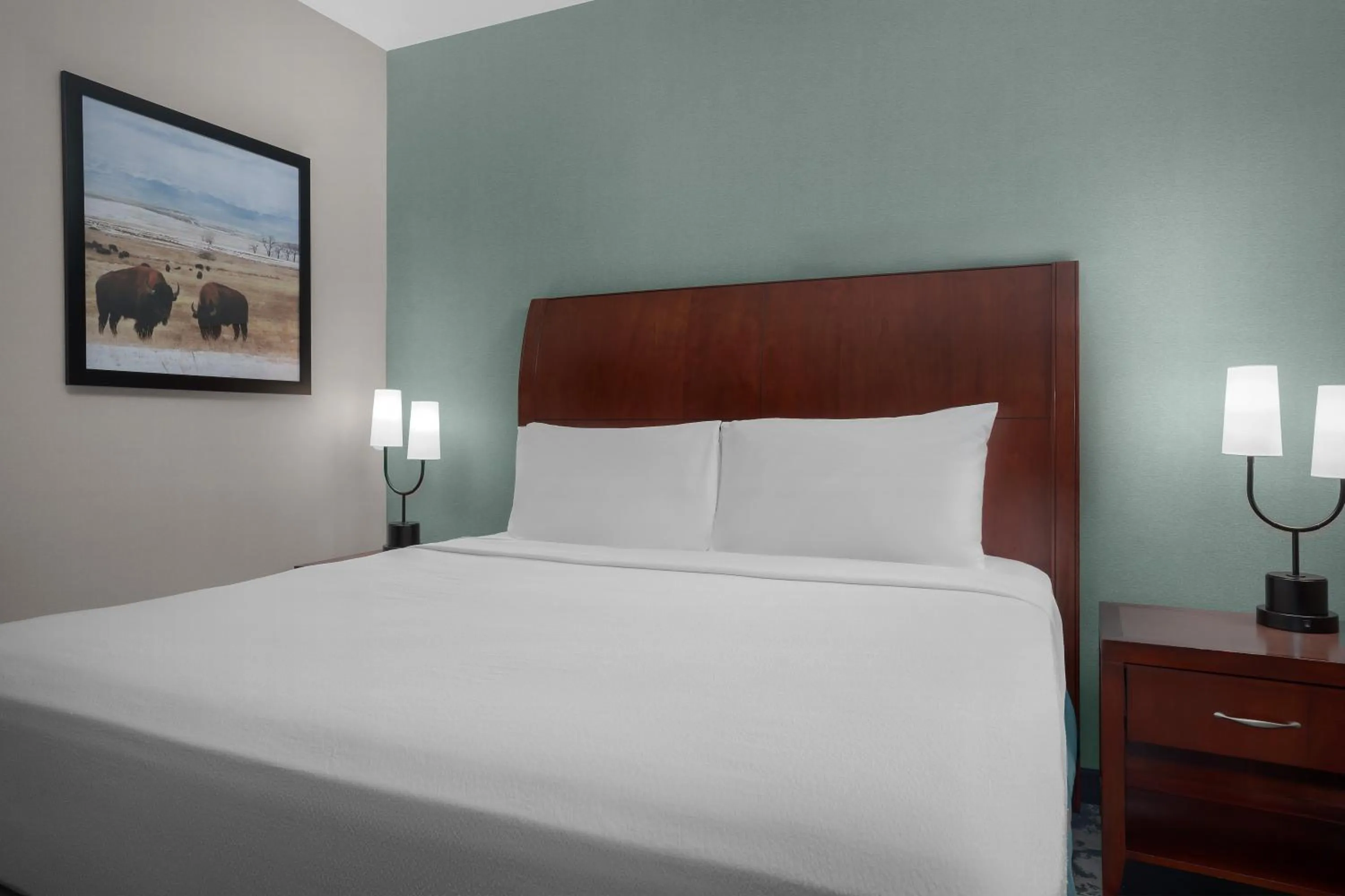 Bed in Hilton Garden Inn Denver Downtown