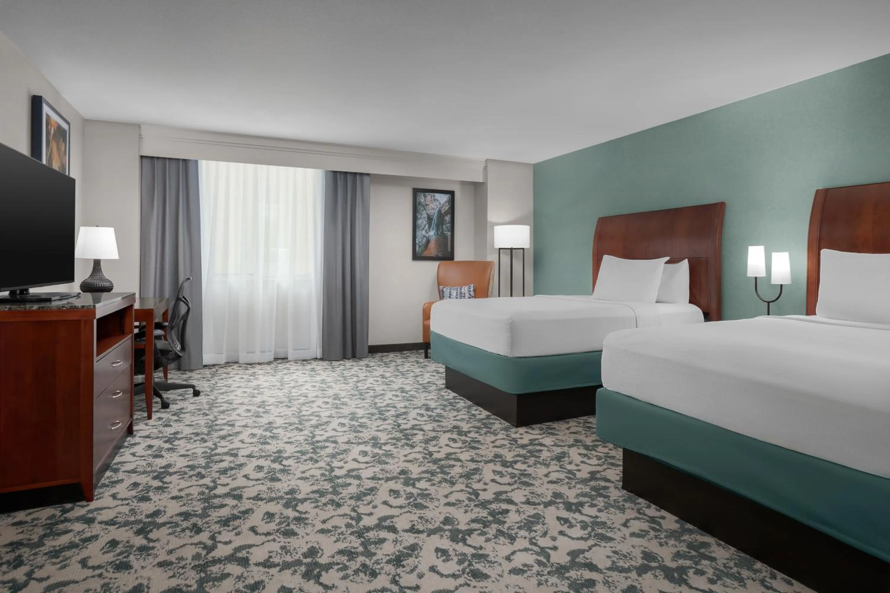 Bed in Hilton Garden Inn Denver Downtown