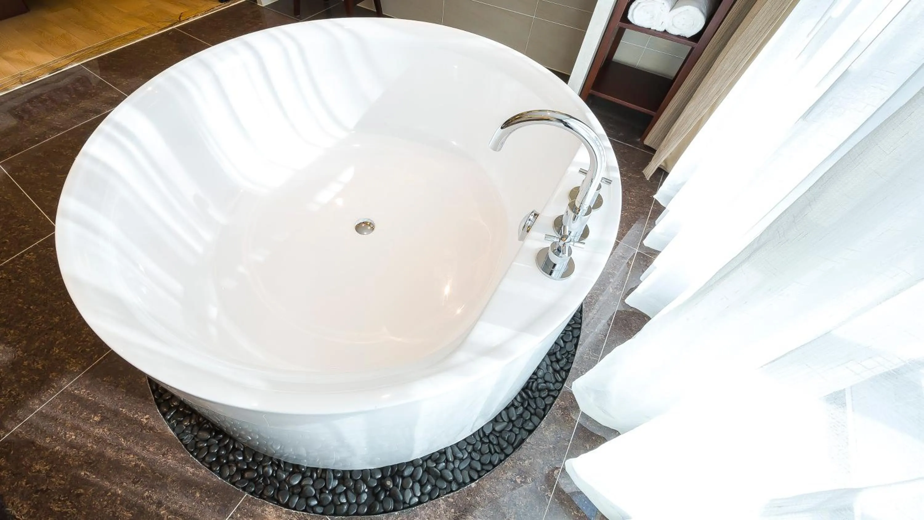 Bathroom in SSAW Boutique Hotel Ningbo CBD - Family Friendly & Business Travel