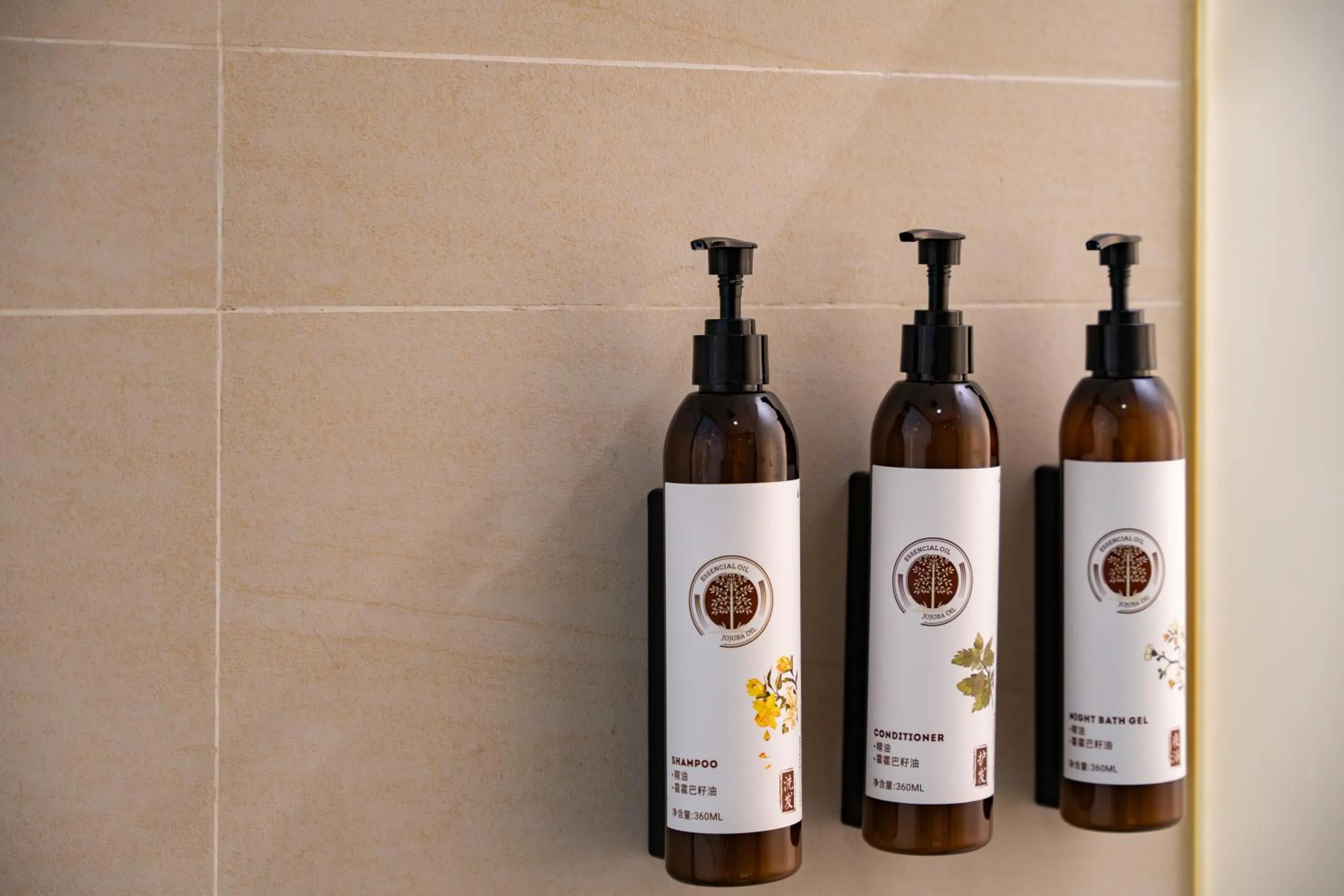 Toilet in SSAW Boutique Hotel Ningbo CBD - Family Friendly & Business Travel