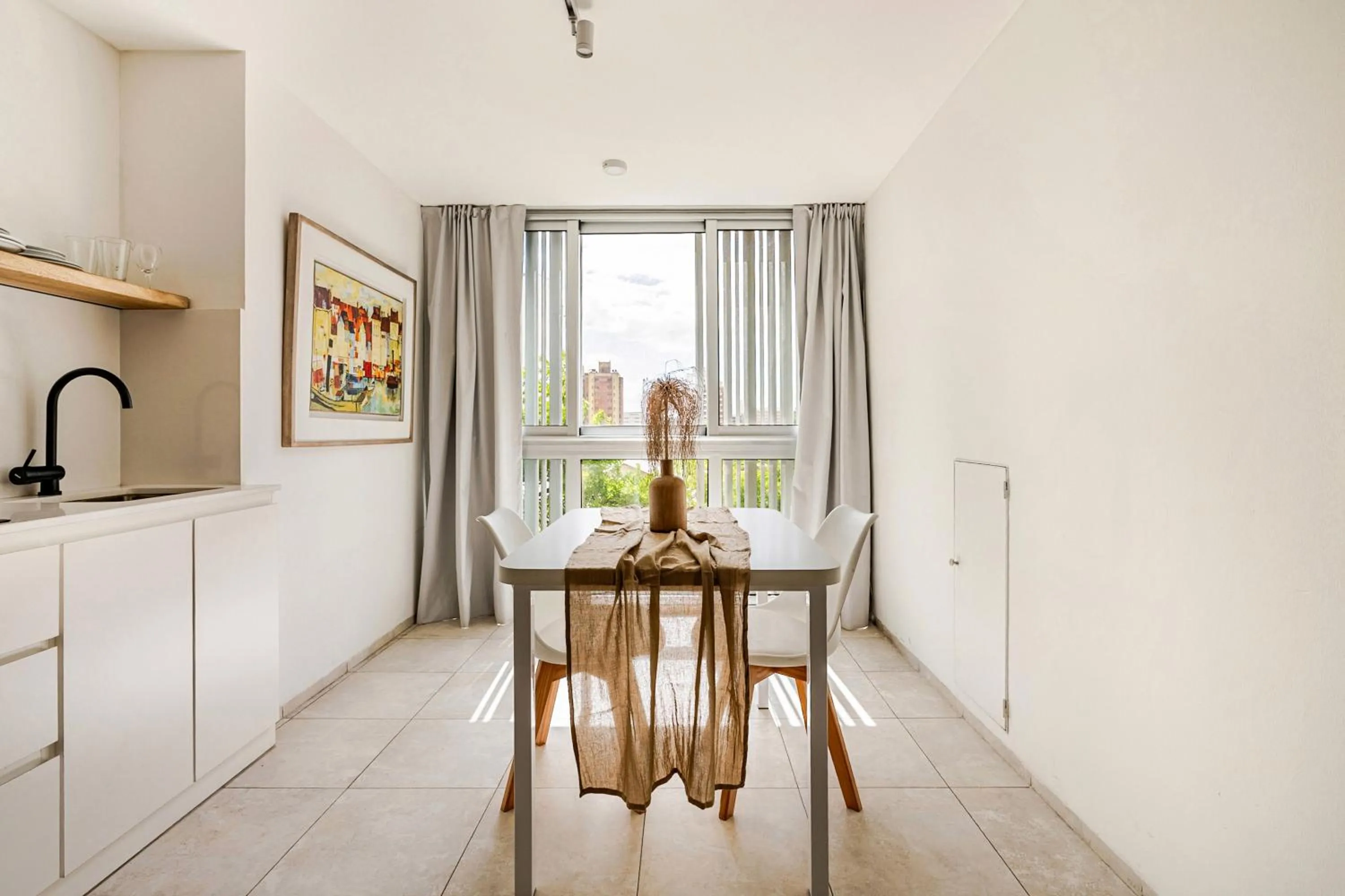 Dining area in Departamentos Lugar