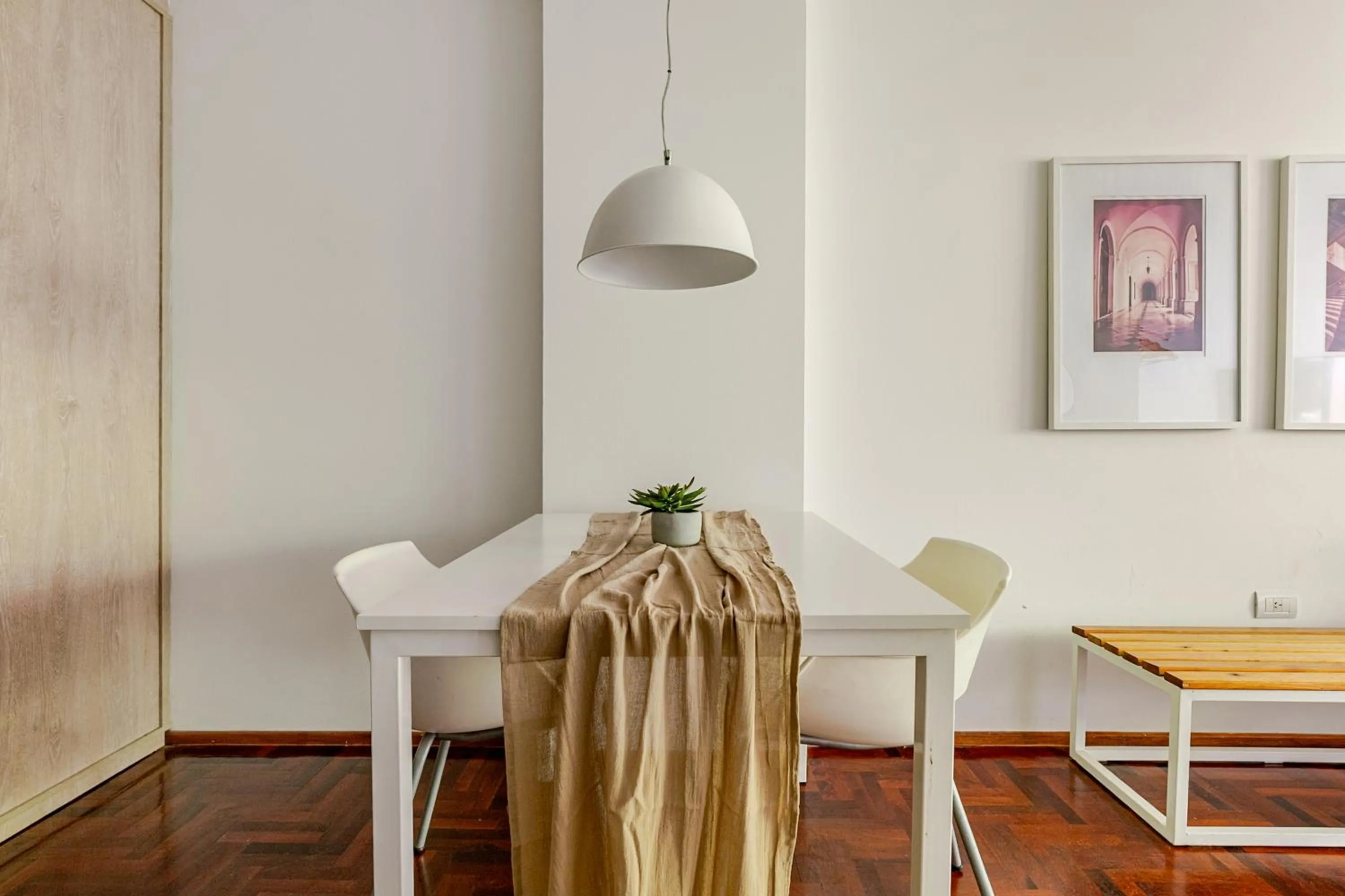 Dining area in Departamentos Lugar