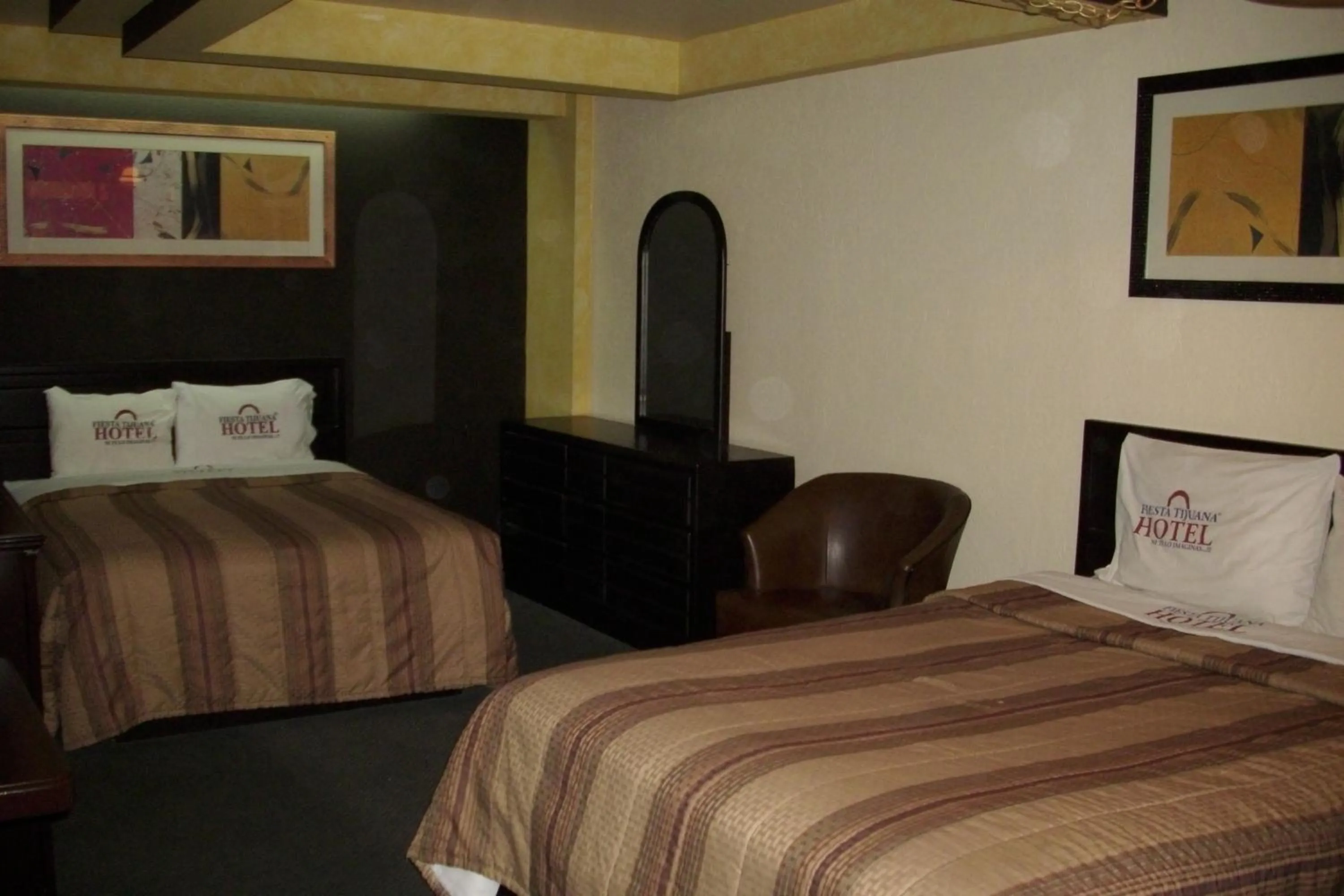 Photo of the whole room, Bed in Sunio City