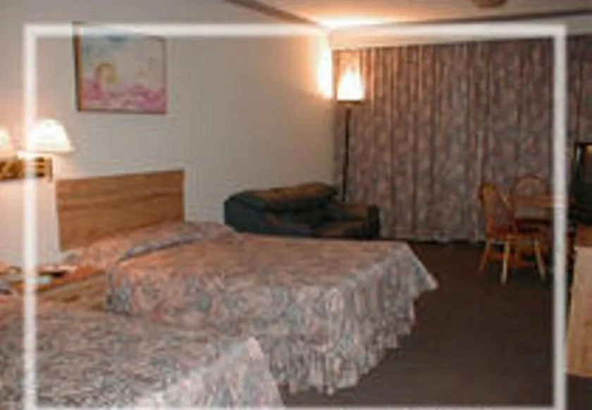 Photo of the whole room, Bed in Hotel Royalty