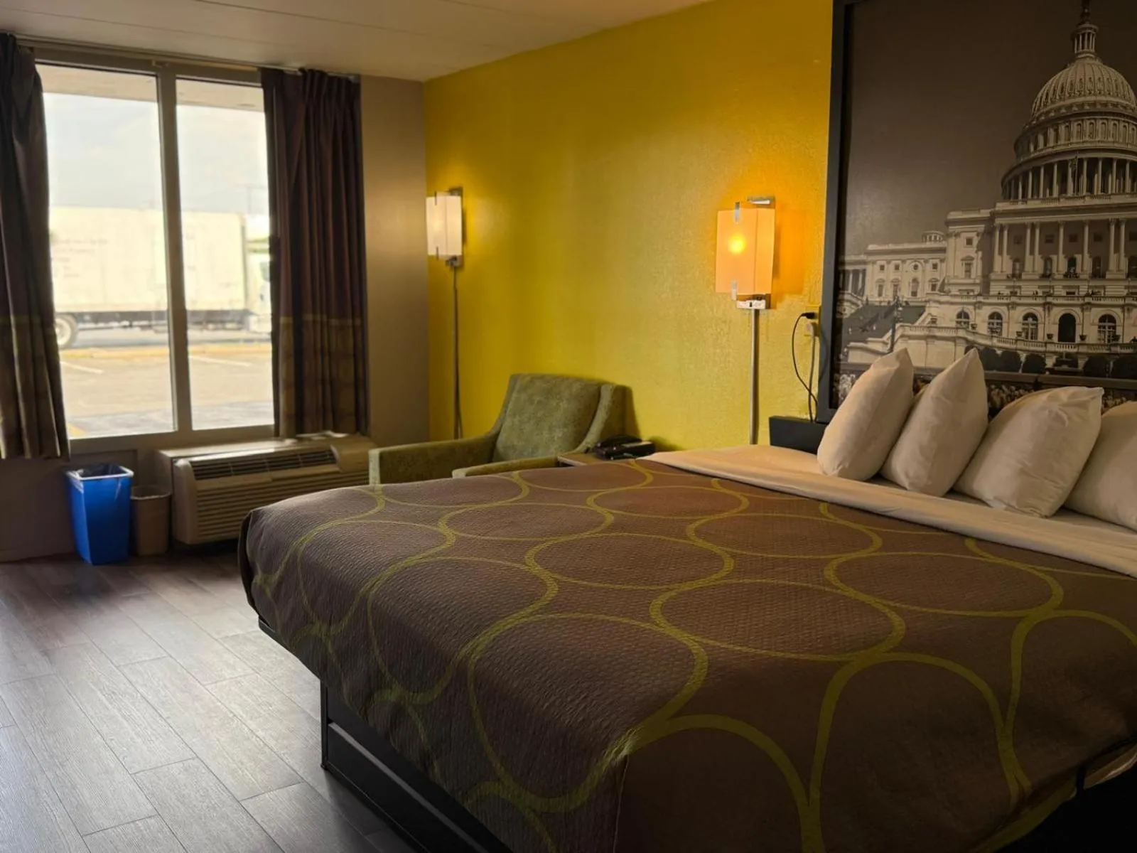 Bed in Super 8 by Wyndham Manassas