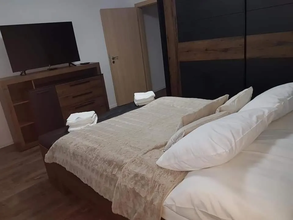 Two-Bedroom Apartment in Apartmán Martin