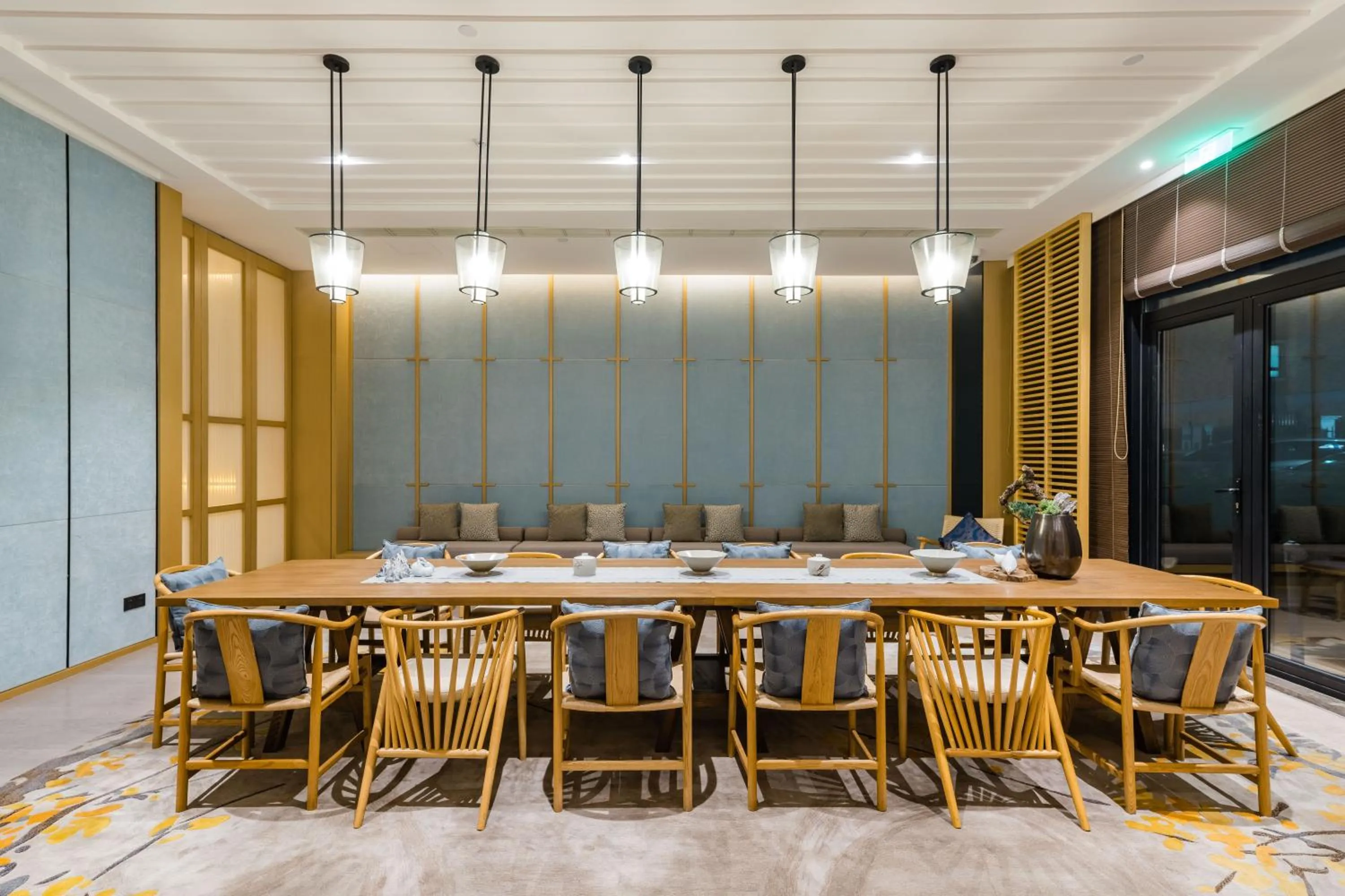 Yun He Ye Bo Hotel (Shanghai International Tourist Resort Wild Animal Park)