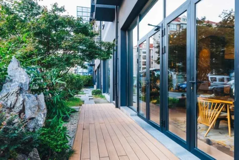 Yun He Ye Bo Hotel (Shanghai International Tourist Resort Wild Animal Park)