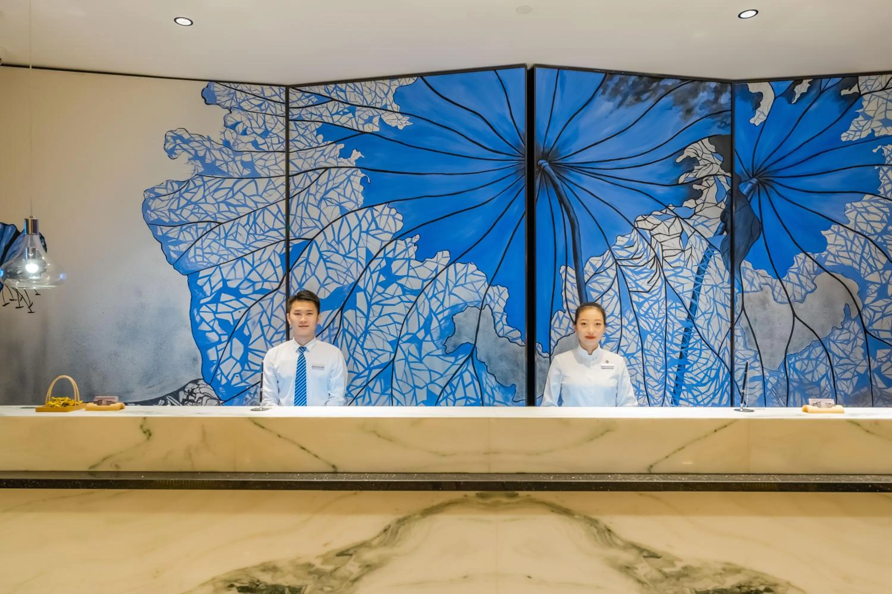 Yun He Ye Bo Hotel (Shanghai International Tourist Resort Wild Animal Park)