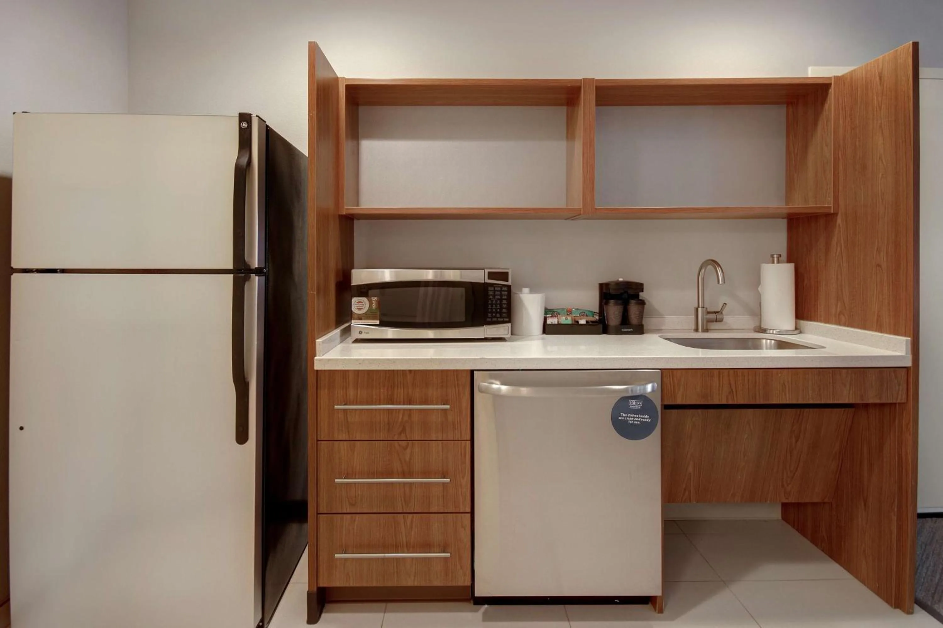 Kitchen or kitchenette in Home2 Suites Dallas-Frisco