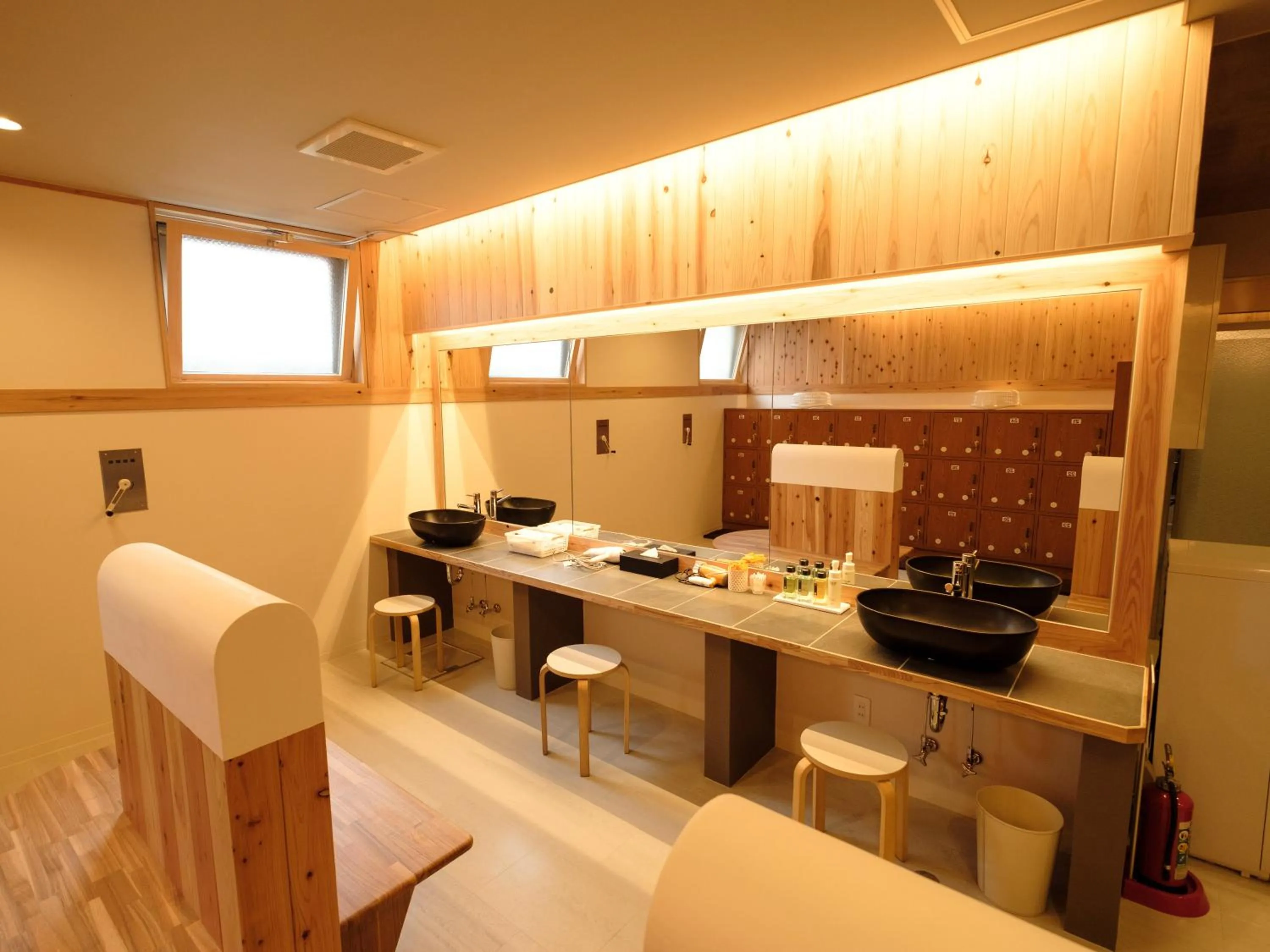 Hot Spring Bath in 天然温泉 松山ニューグランドホテル