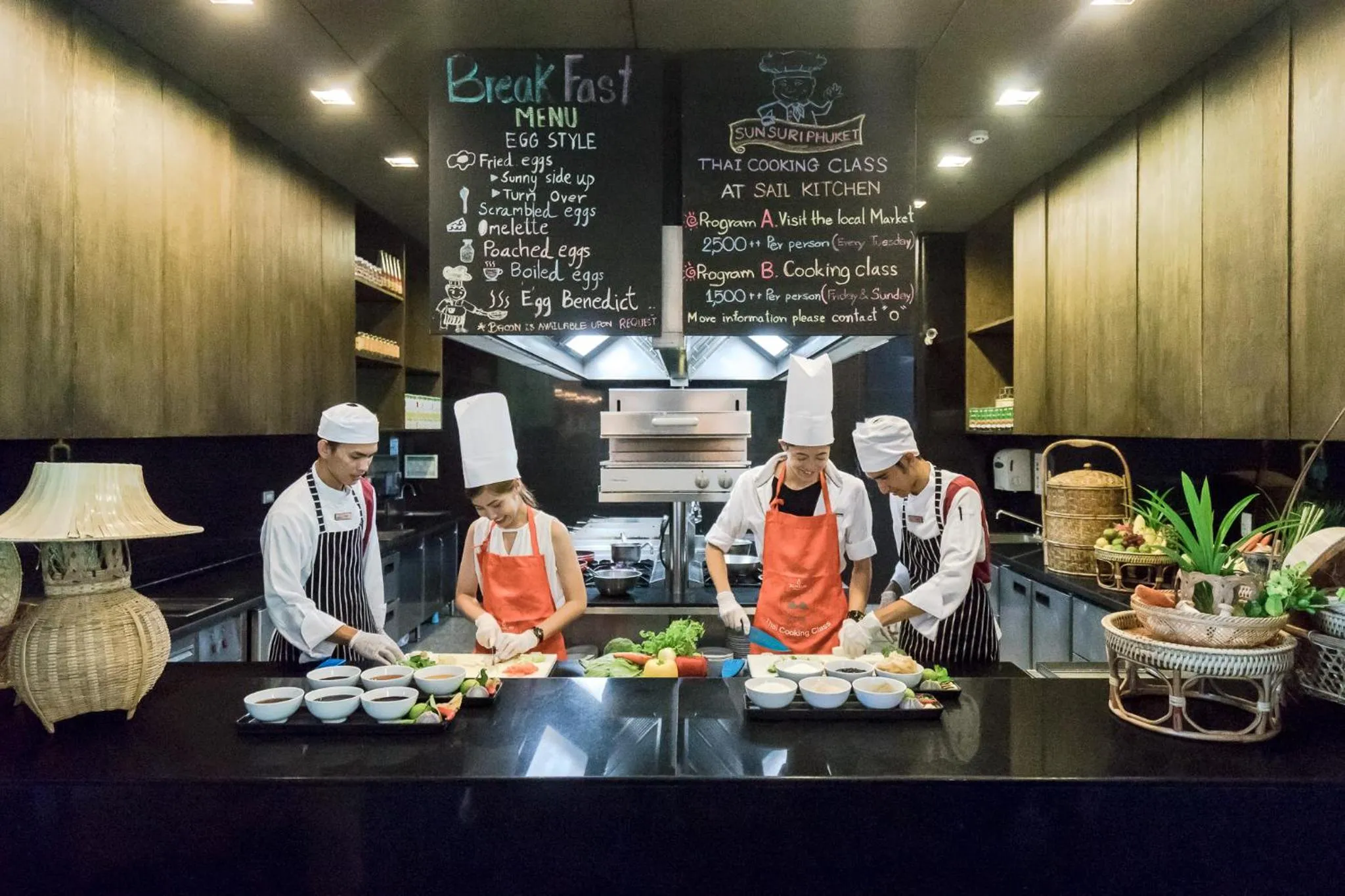 Restaurant/places to eat in SUNSURI PHUKET, Nai Harn Beach