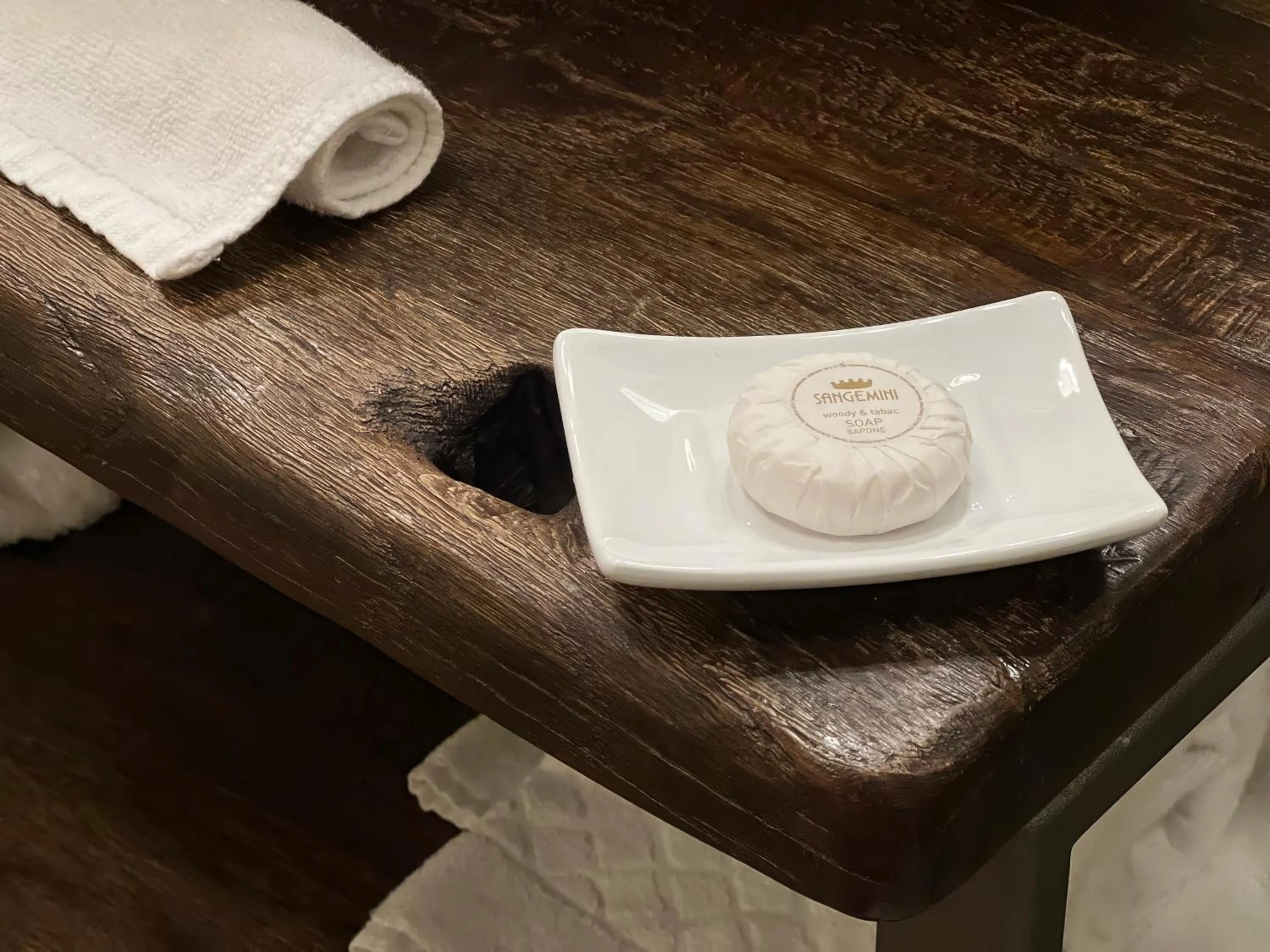 Bathroom in San Gemini Palace