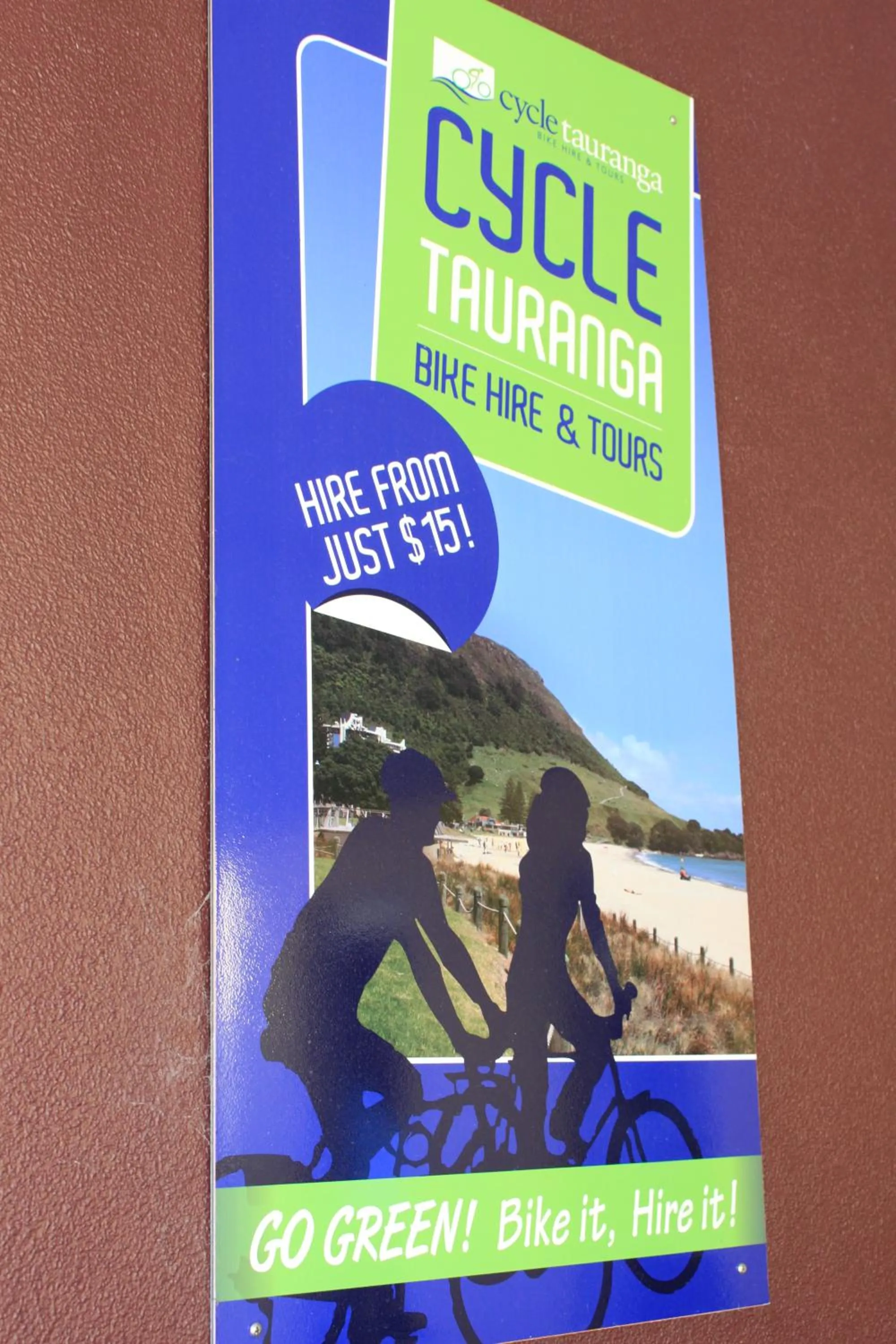 Cycling in Harbour City Motor Inn & Conference