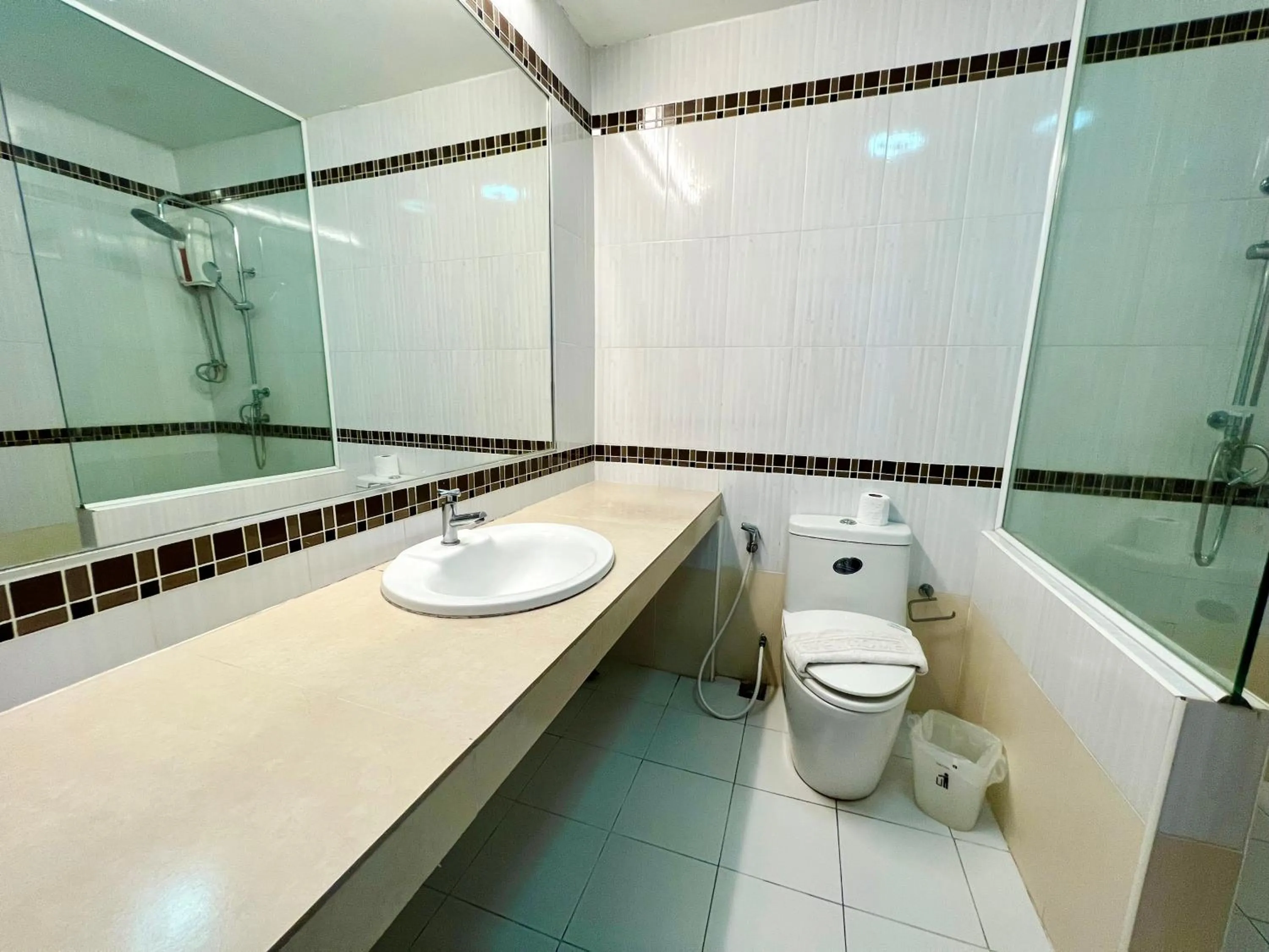 Toilet in Hotel La Villa Khon Kaen