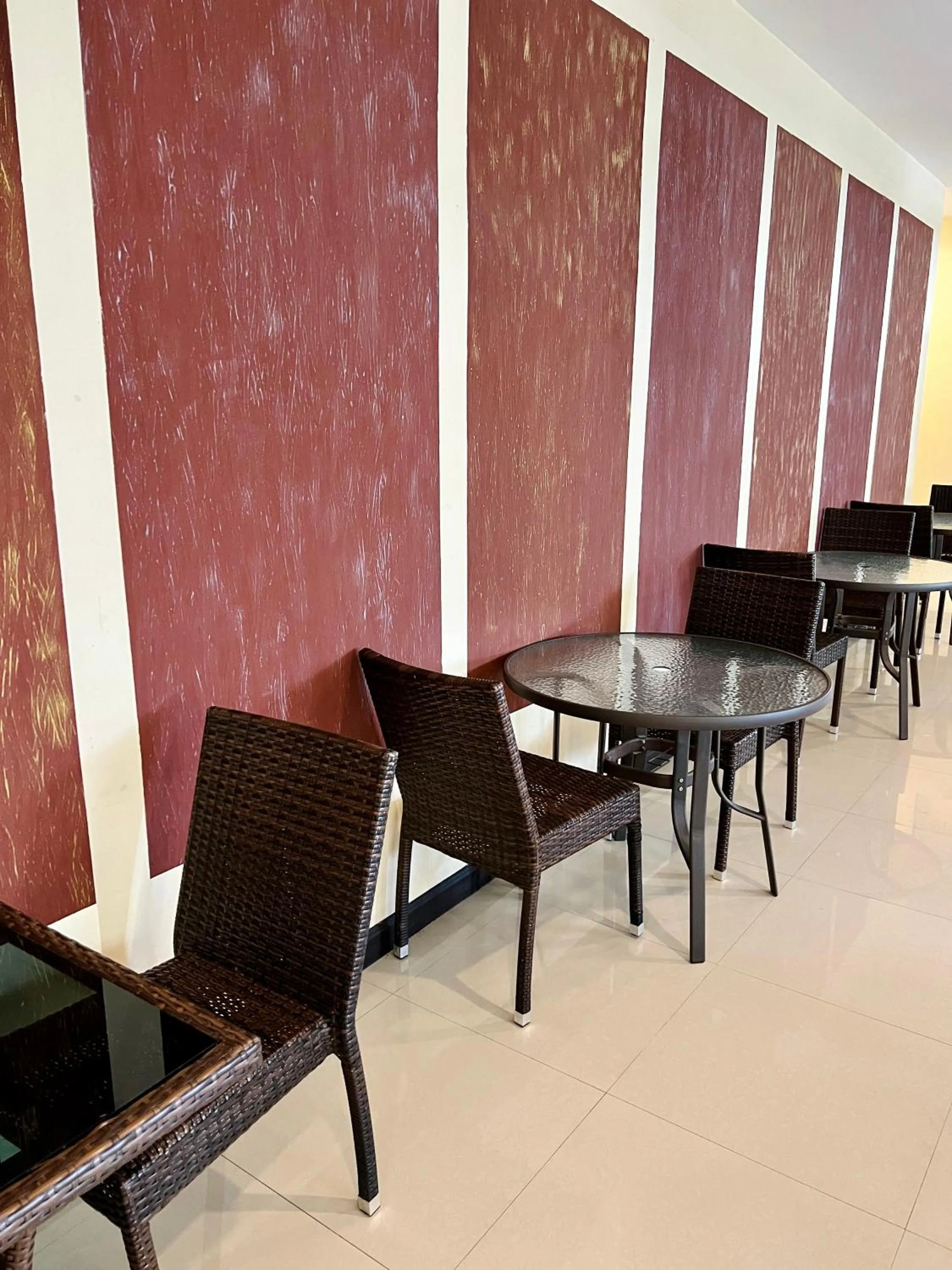 Restaurant/places to eat in Hotel La Villa Khon Kaen