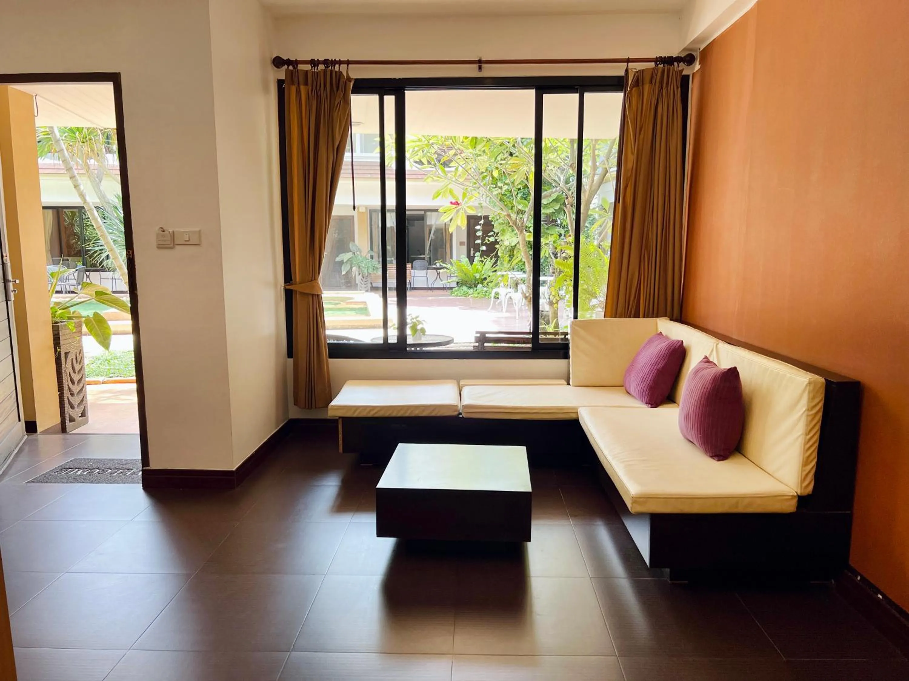 Living room in Hotel La Villa Khon Kaen