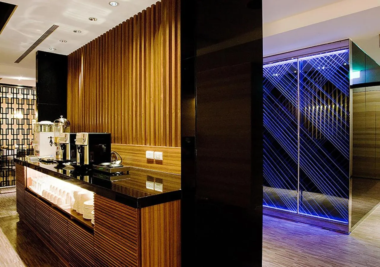 Royal Group Hotel Chang Chien Branch