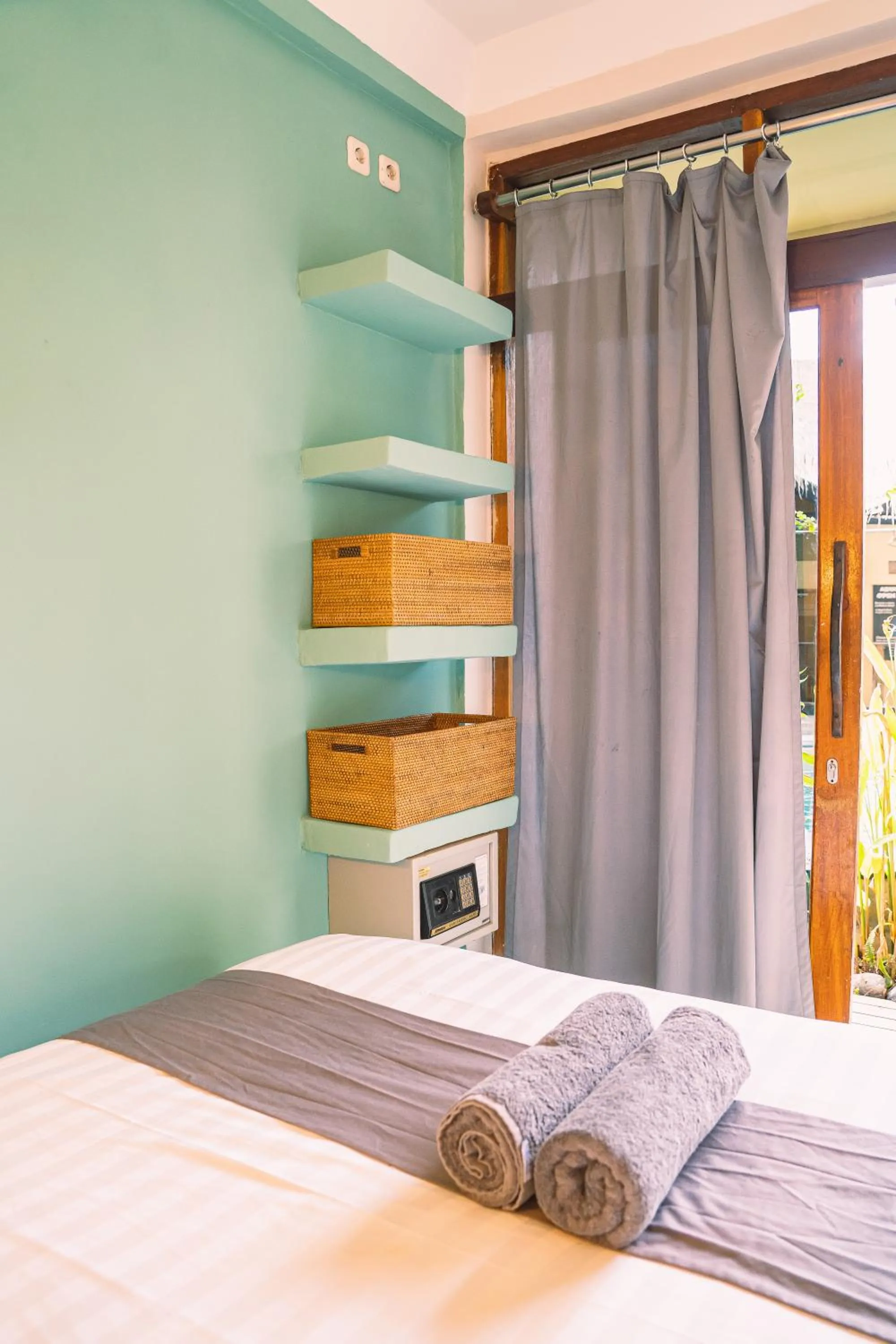 Bed in Gili Divers Hotel