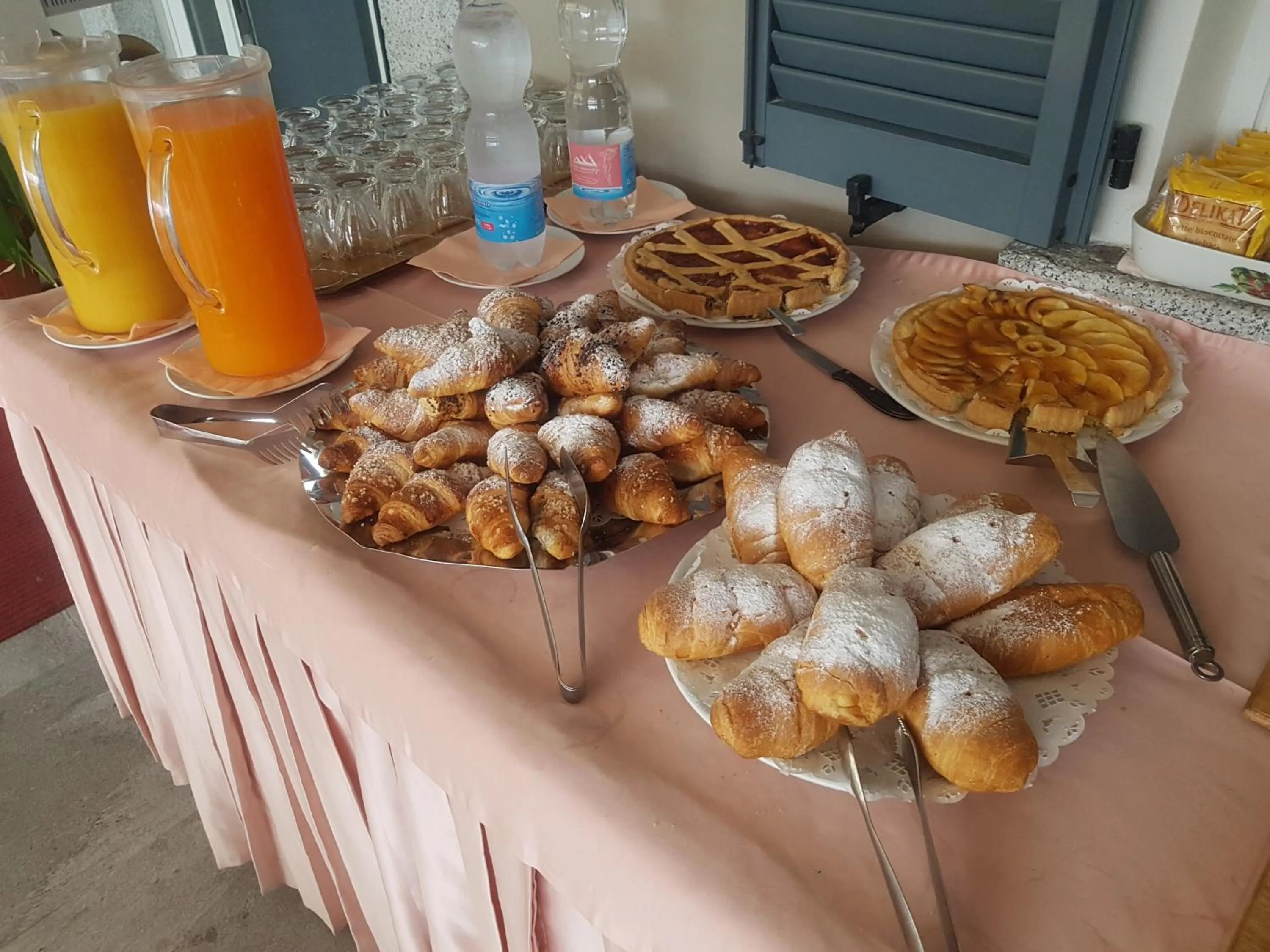 Food and drinks in Hotel Bettina