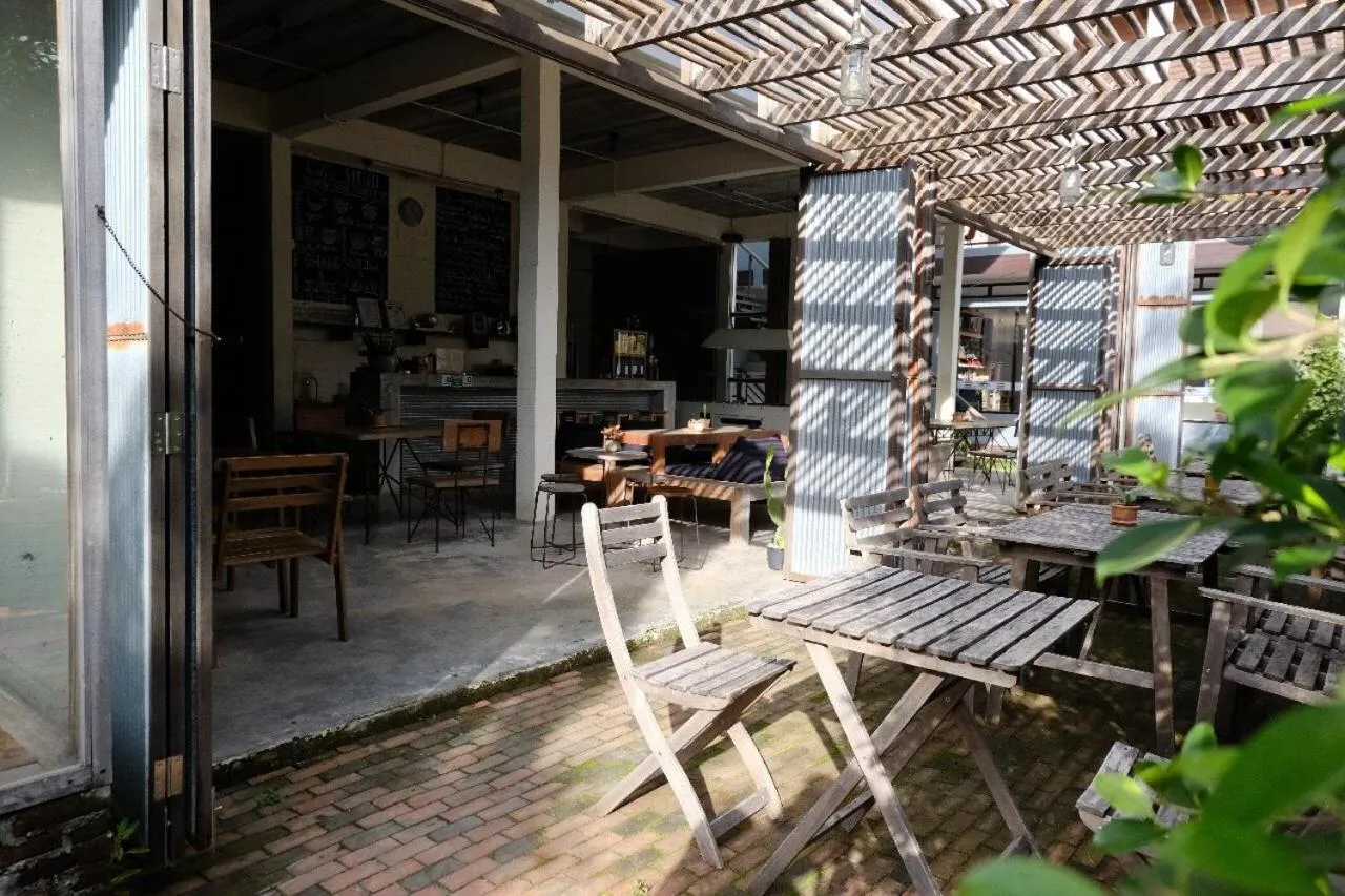 Samatha Bed & Breakfast