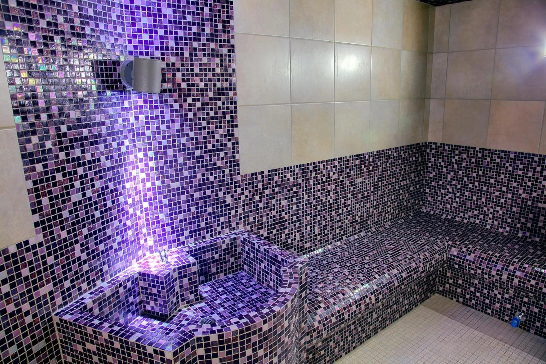 Steam room in Résidence Les Balcons Platinium Val Thorens