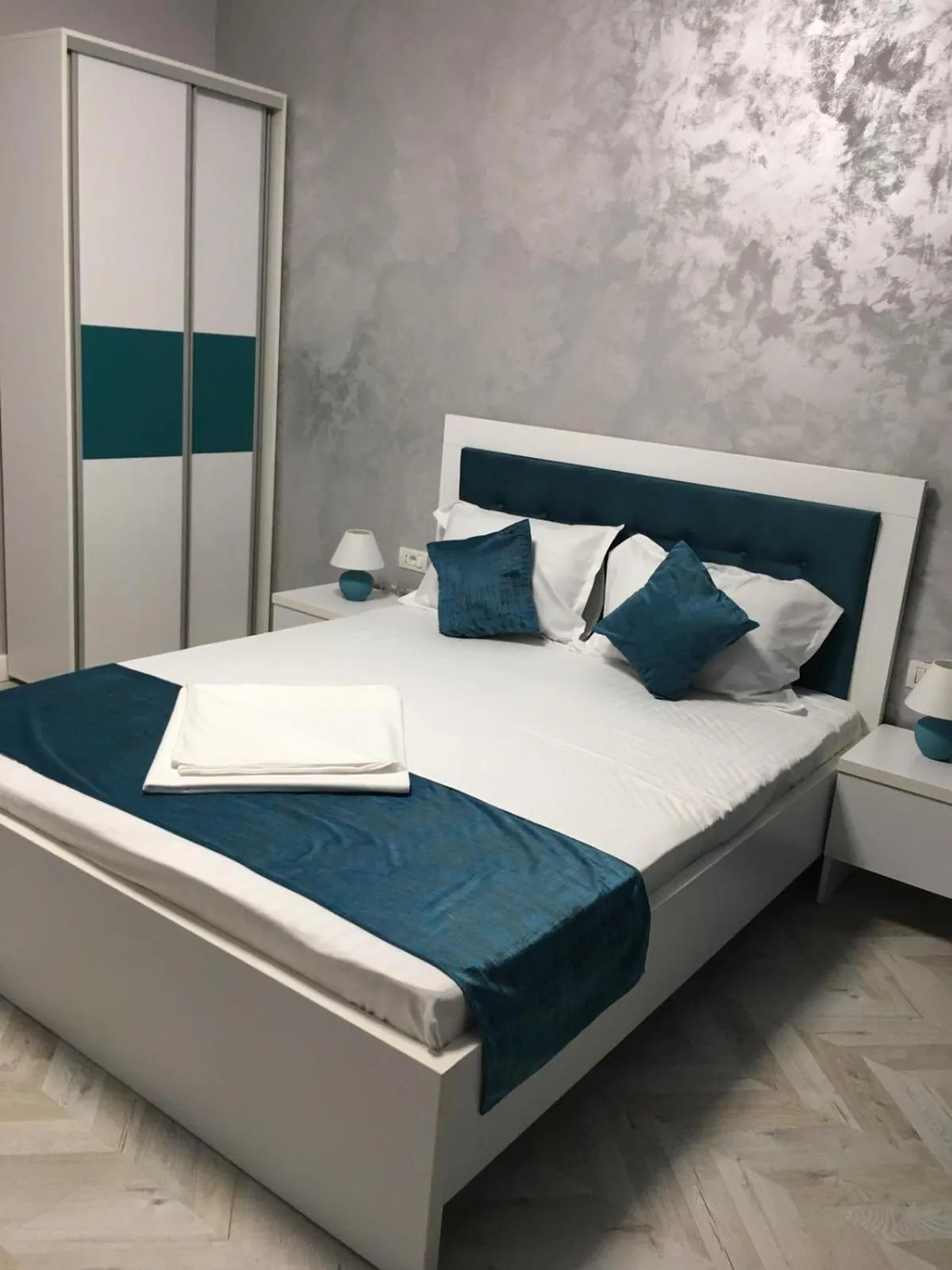 Photo of the whole room, Bed in Villa George