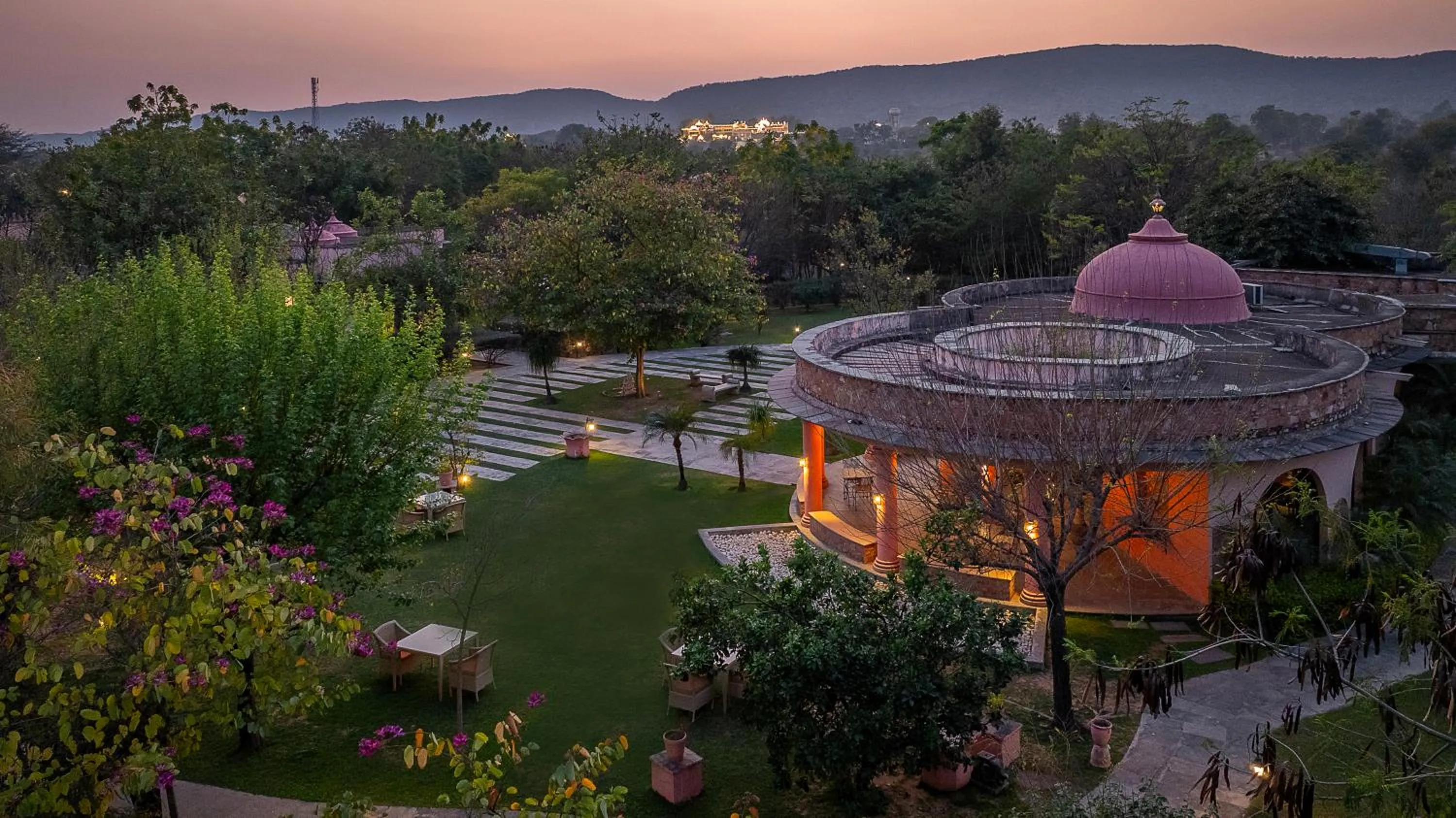 Restaurant/places to eat in Tree of Life Resort & Spa Jaipur