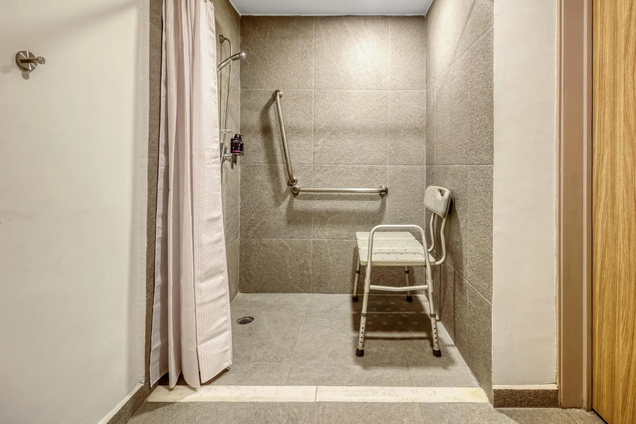 Photo of the whole room in Fiesta Inn Oaxaca