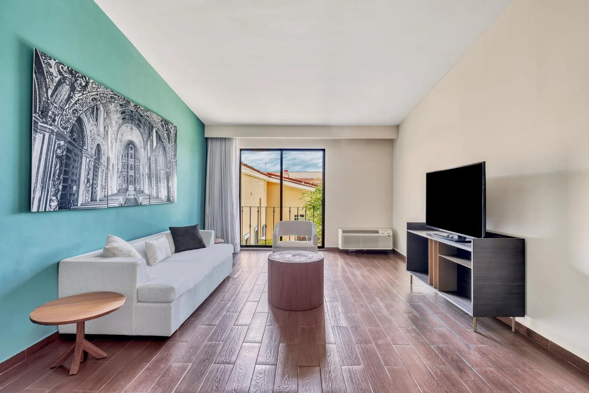 Photo of the whole room in Fiesta Inn Oaxaca