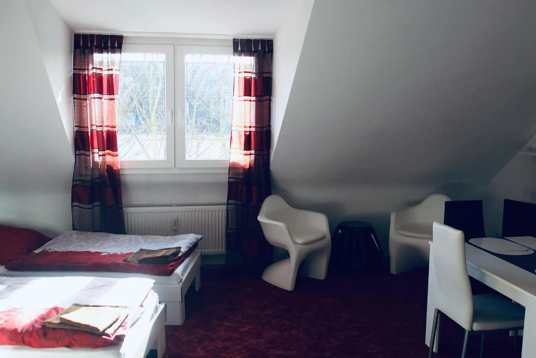 Bed in Lipp Apartments