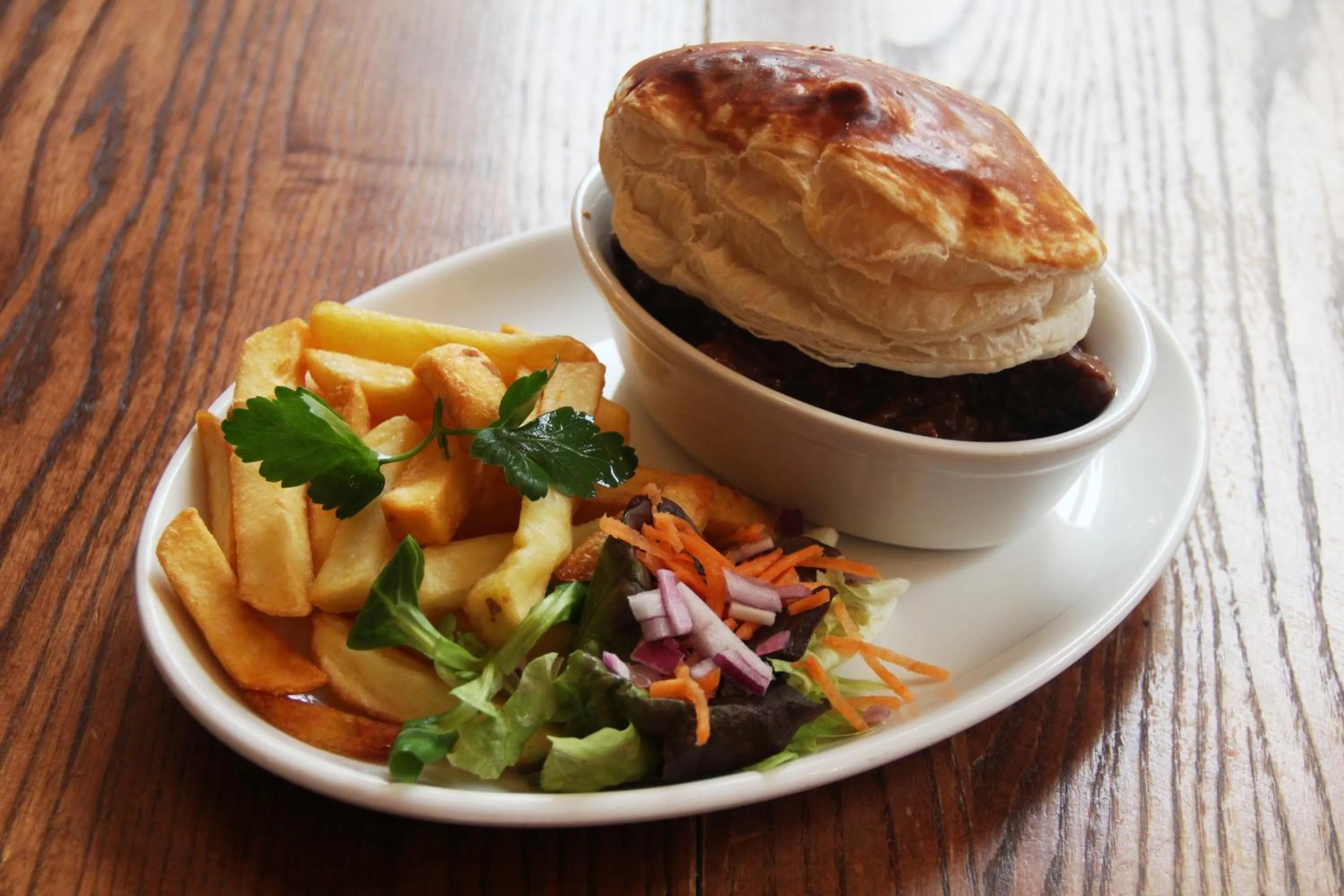 Lunch in The Kings Head Hotel