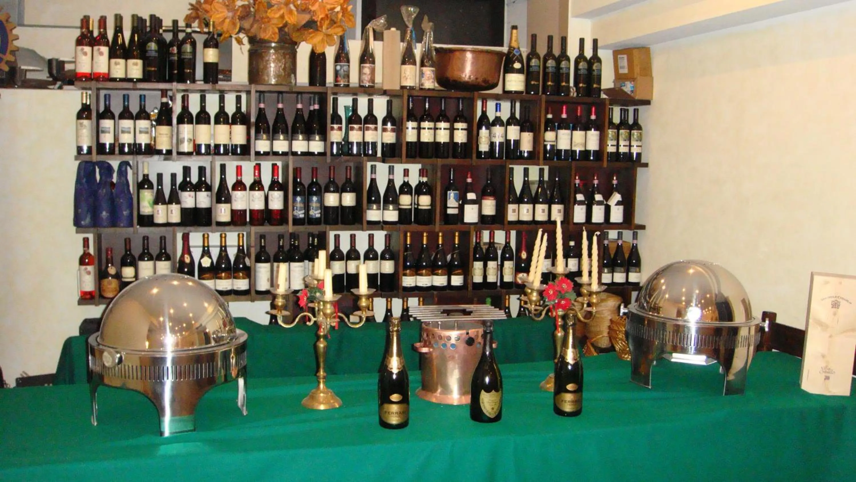 Alcoholic drinks in Albergo Corona