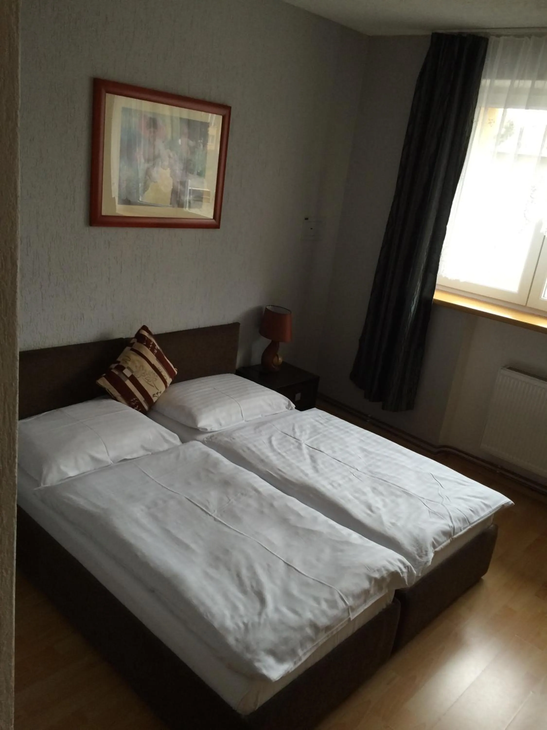 Day, Bed in Promohotel Slavie