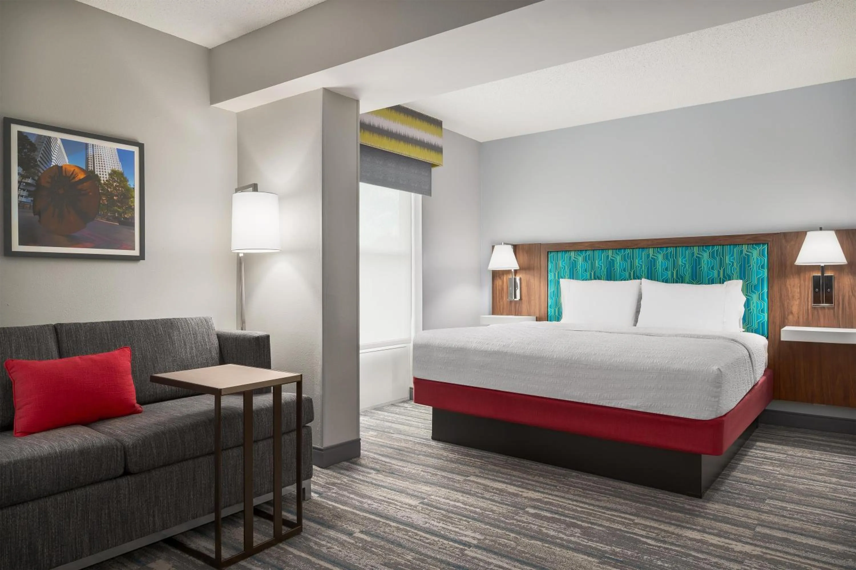 Bed in Hampton Inn & Suites Charlotte Arrowood Rd